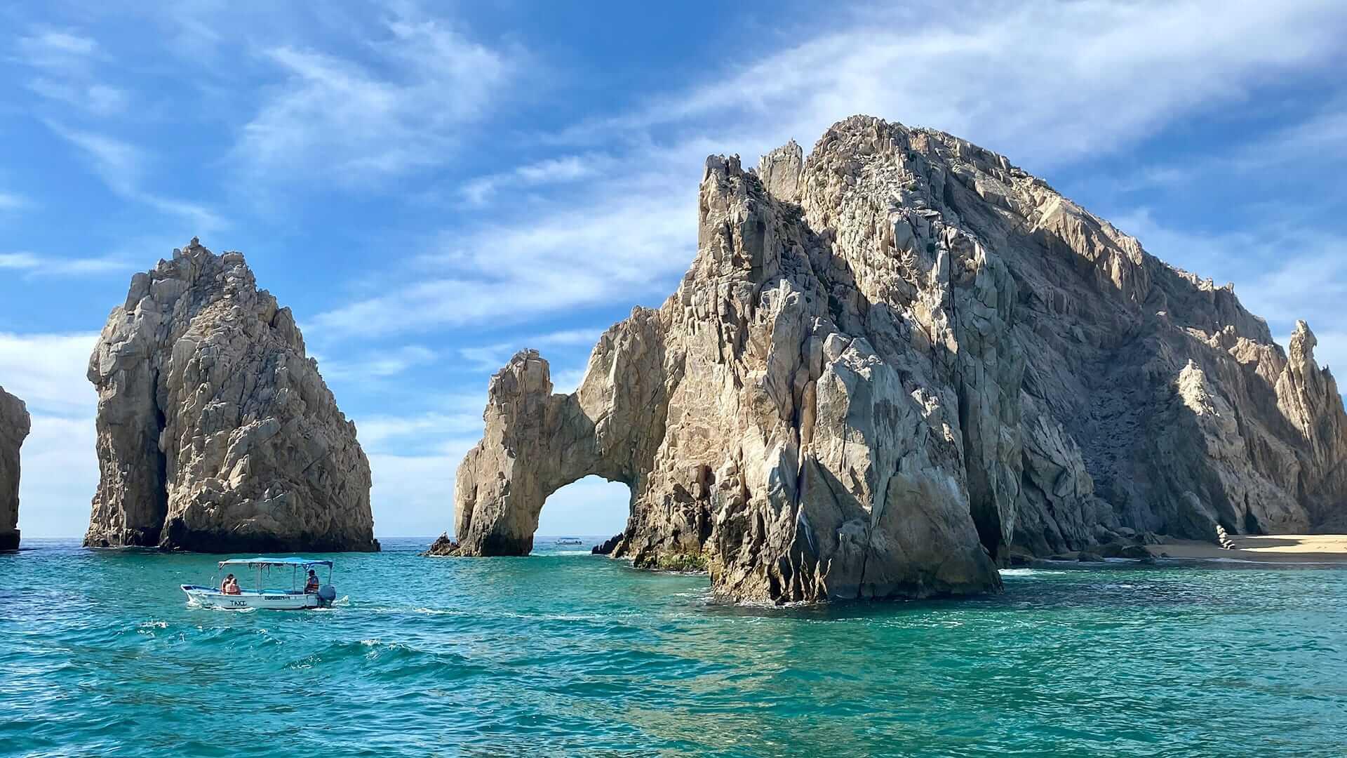 Cabo San Lucas Land's End Arch & Beach Day Boat Tour
