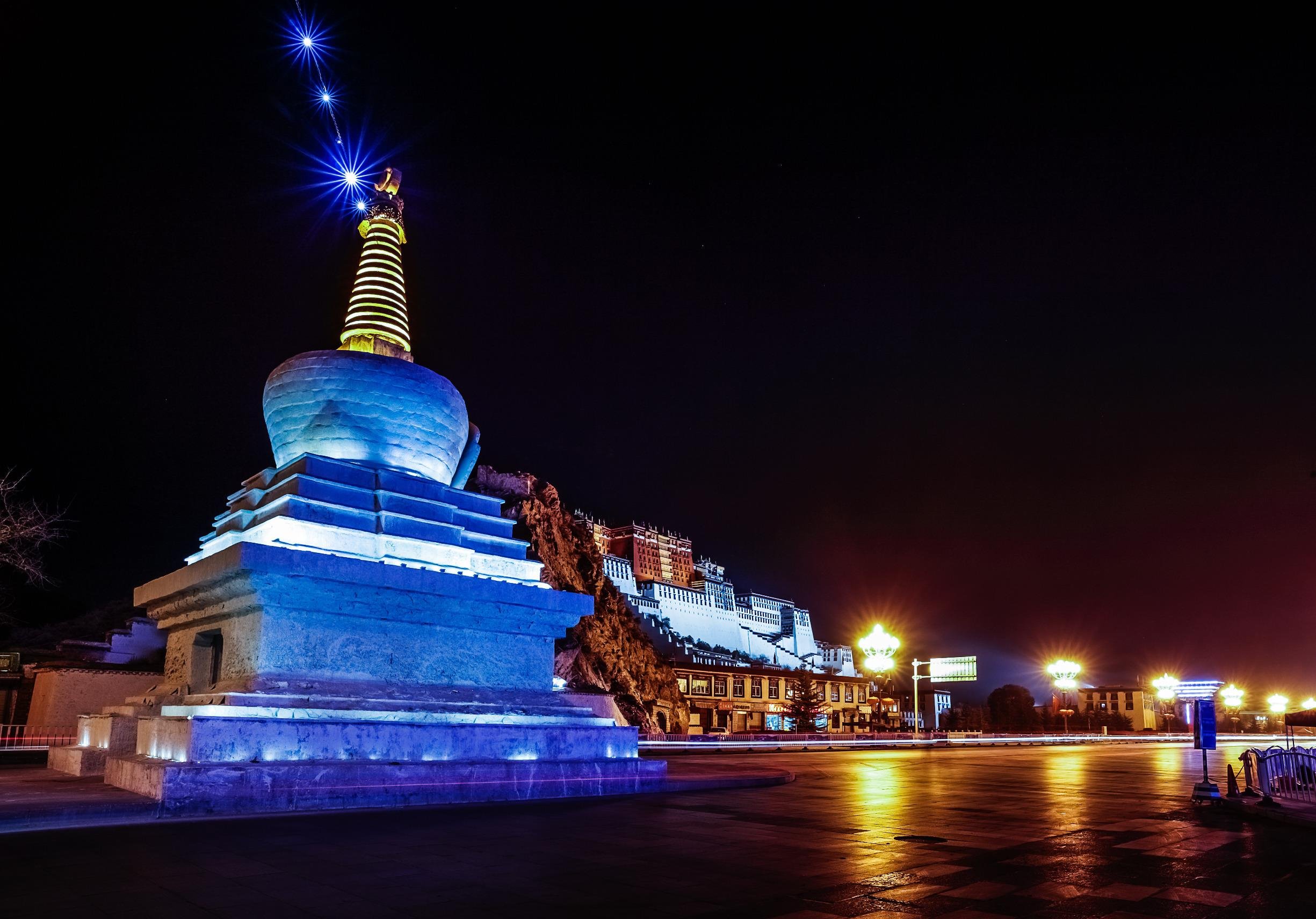 8-Day Lhasa Overland Expedition from Kathmandu
