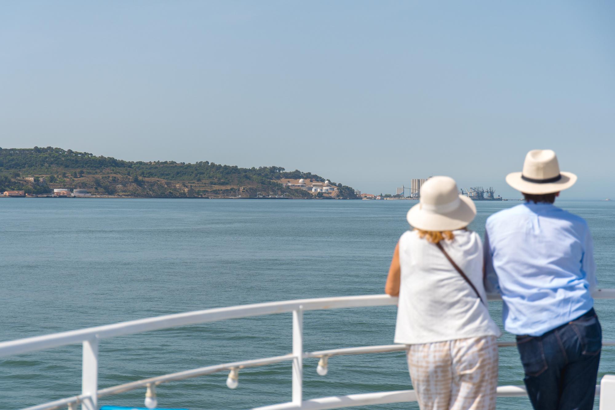 Lisbon Tagus River Cruise with Welcome Drink