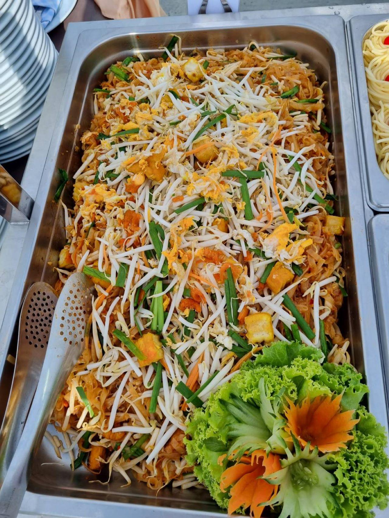 Bangkok Luxury White River Dinner Cruise