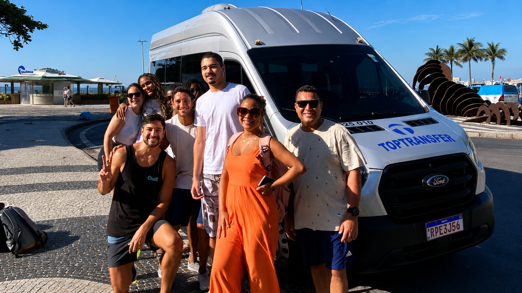 Round-Trip Shuttle & Speedboat Transfer: Rio de Janeiro to Abraão Village