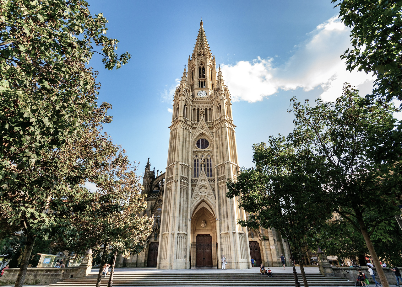 Private San Sebastián Old Town Walk with Pintxos & San Telmo Museum