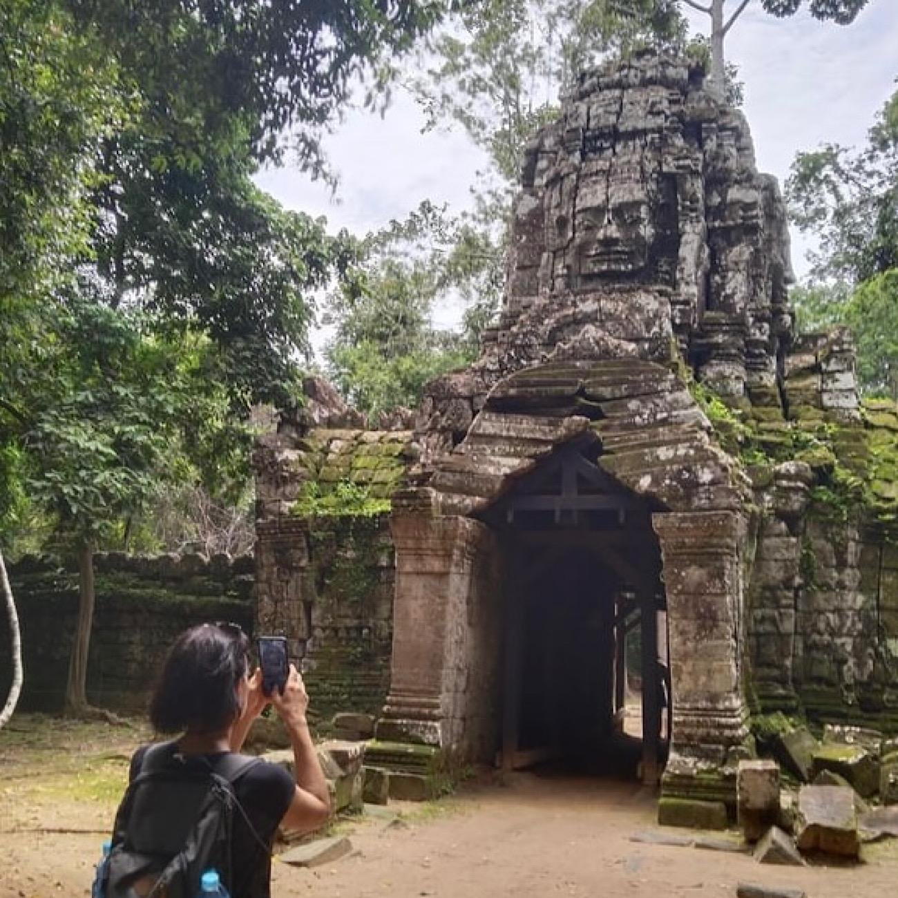 Siem Reap Grand Circuit & Killing Fields Tuk-Tuk Tour