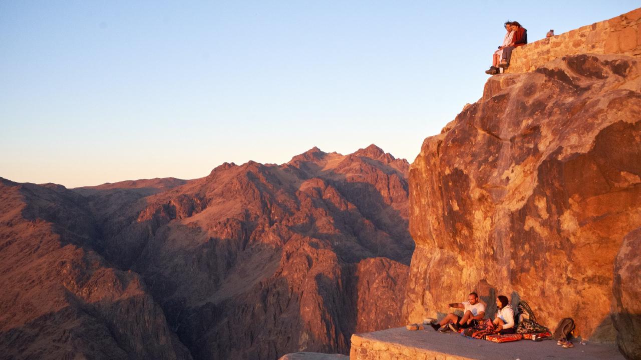 Private Mount Sinai Night Hike & St. Catherine's Monastery Day Tour
