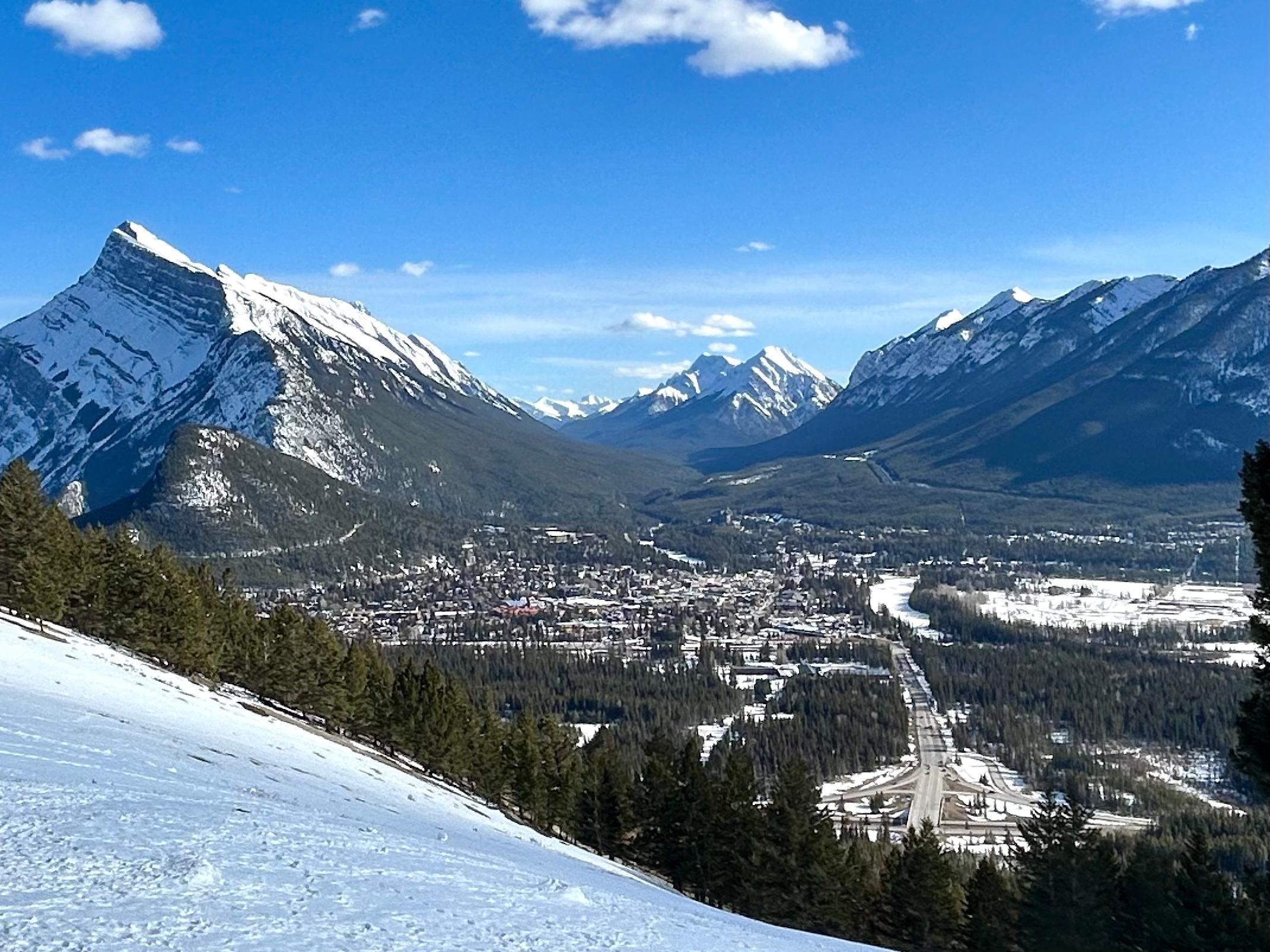 Calgary to Banff transfer transfer route — Lake Louise, Moraine Lake and Johnston Canyon — image 10