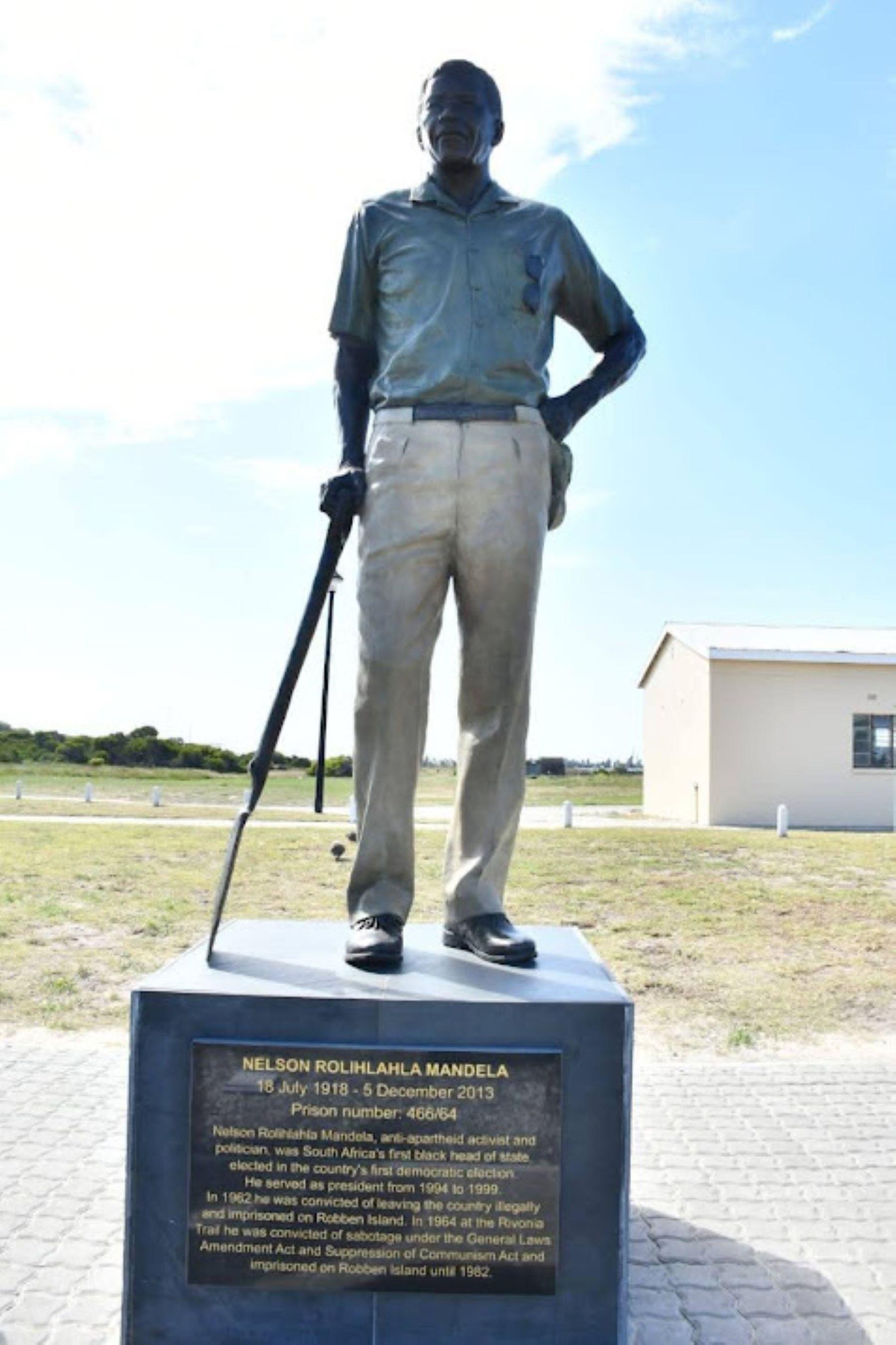 Robben Island Ferry, Prison & Guided Tour from Cape Town