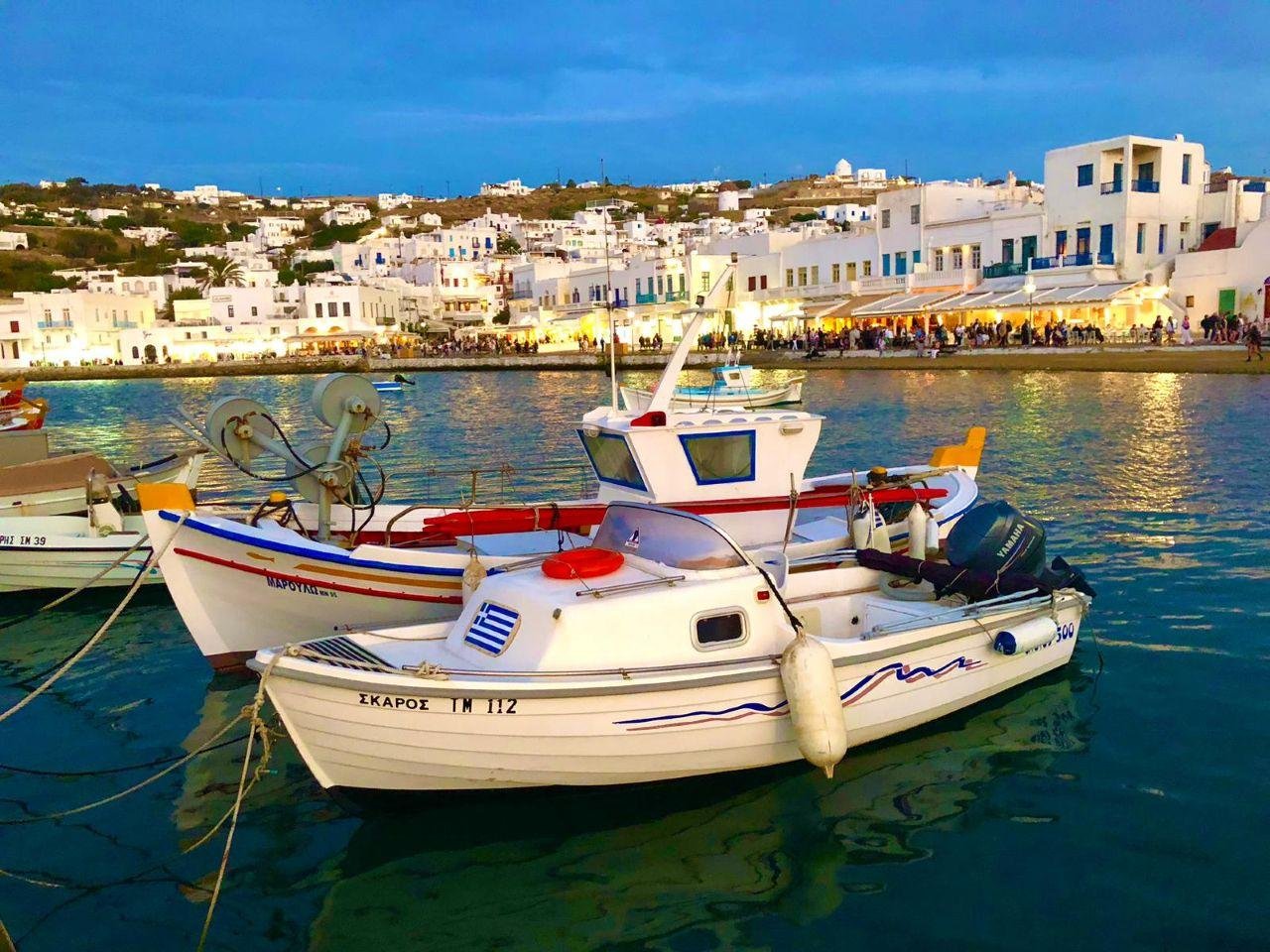 Mykonos Old Town: Aesthetic Secret Alleys & Sunset Photo Tour