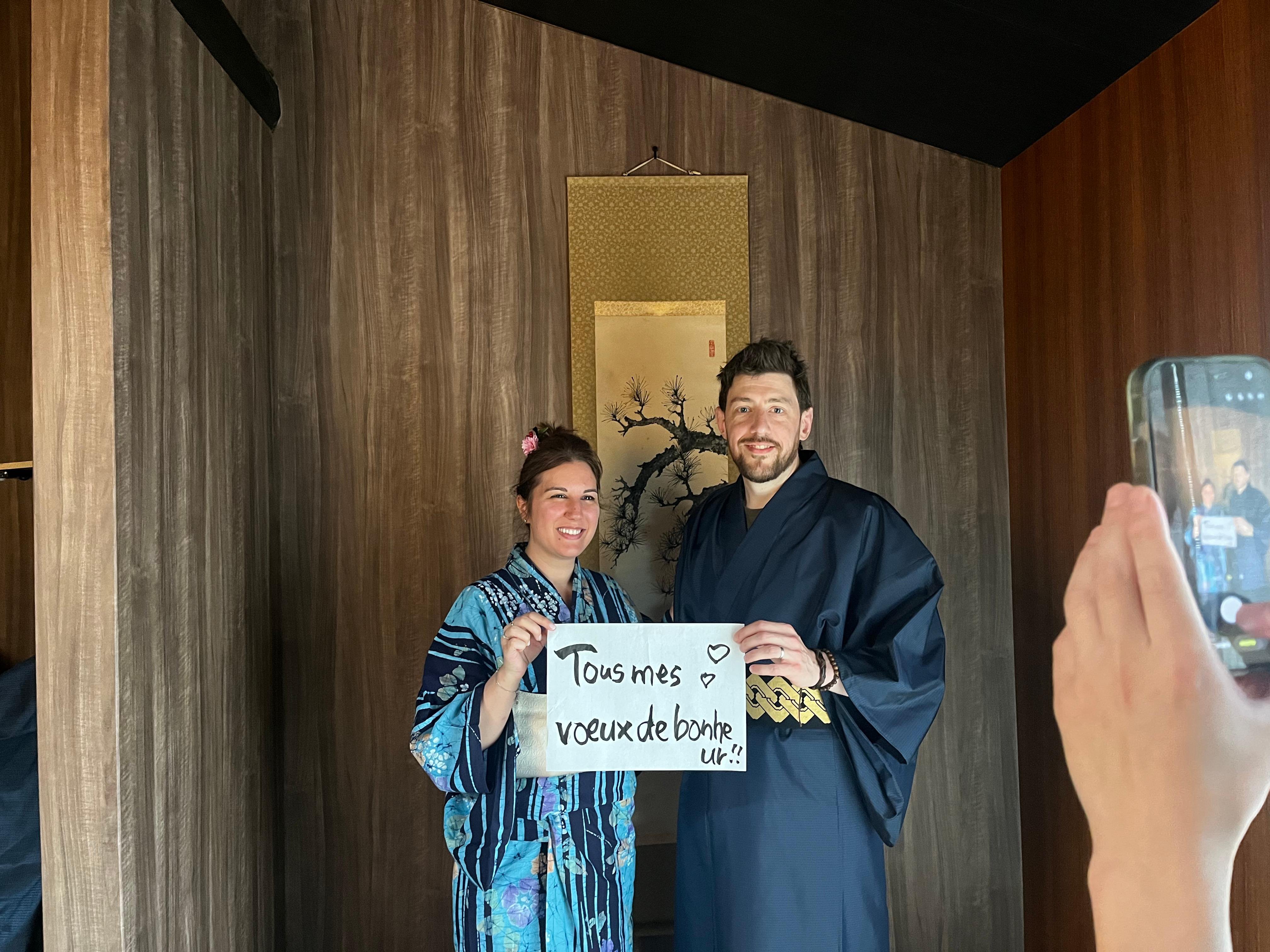 Privat upplevelse i Machiya i Kyoto: Tebjudning, kalligrafi & kimono