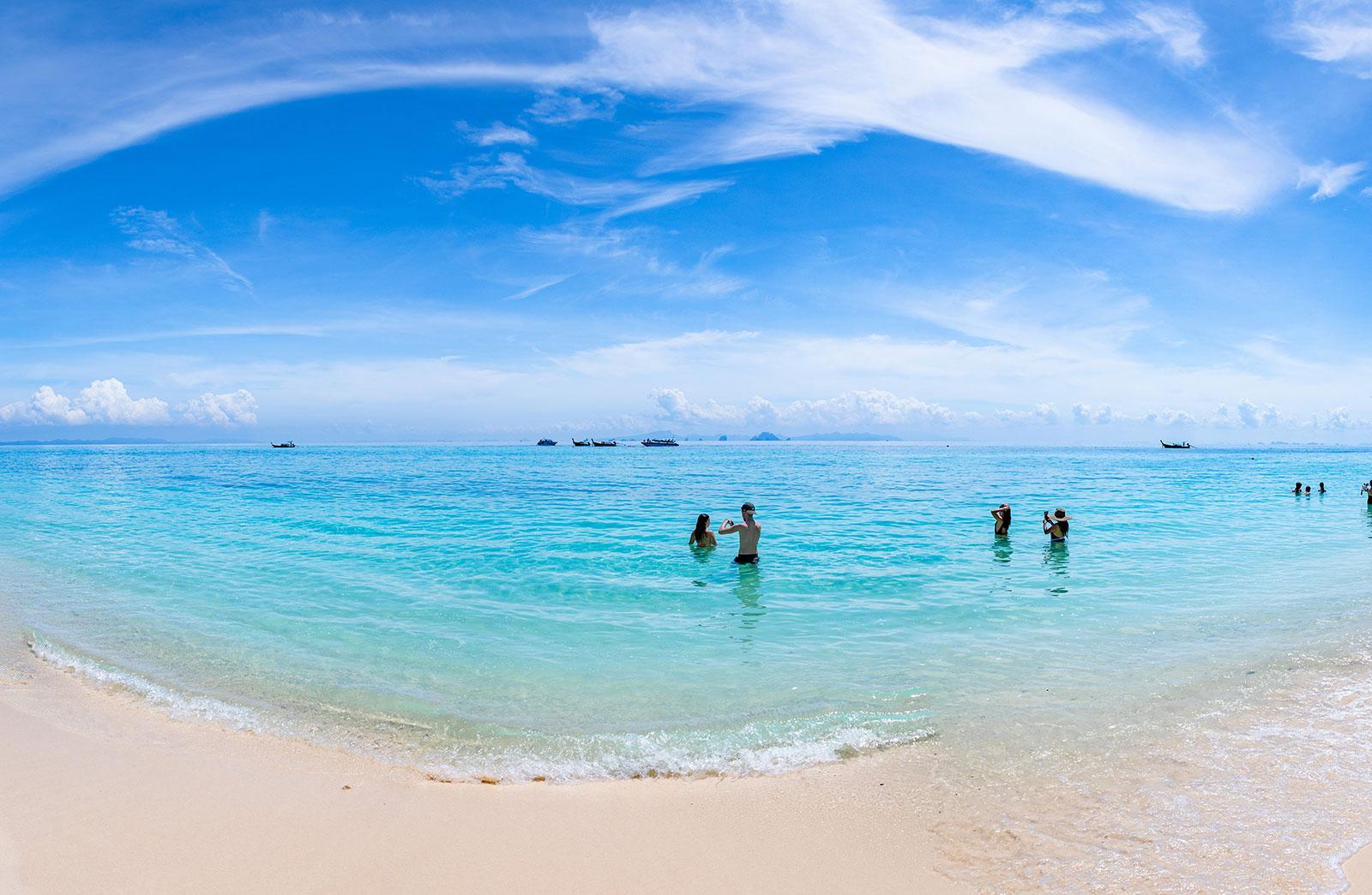 Krabi: Maya Bay, Phi Phi & Bamboo Island Speedboat Day Tour