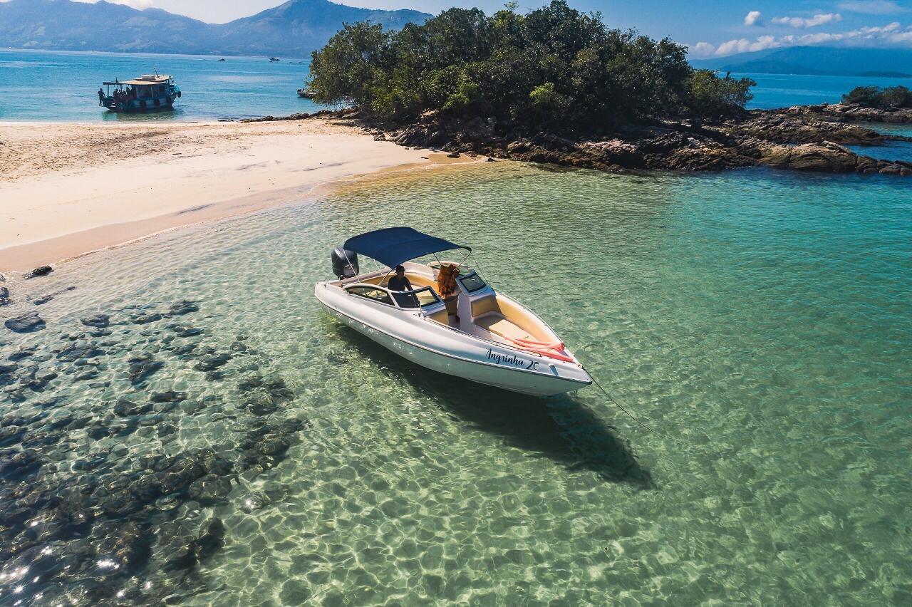 Angra dos Reis Islands Speedboat Cruise from Rio