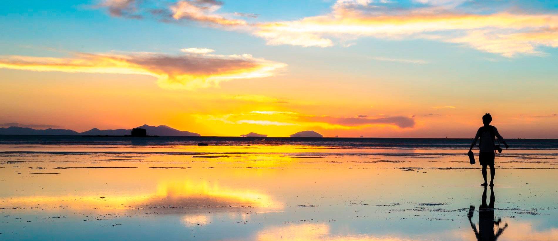 Tour de 3 días por el Salar de Uyuni con atardecer y Laguna Colorada