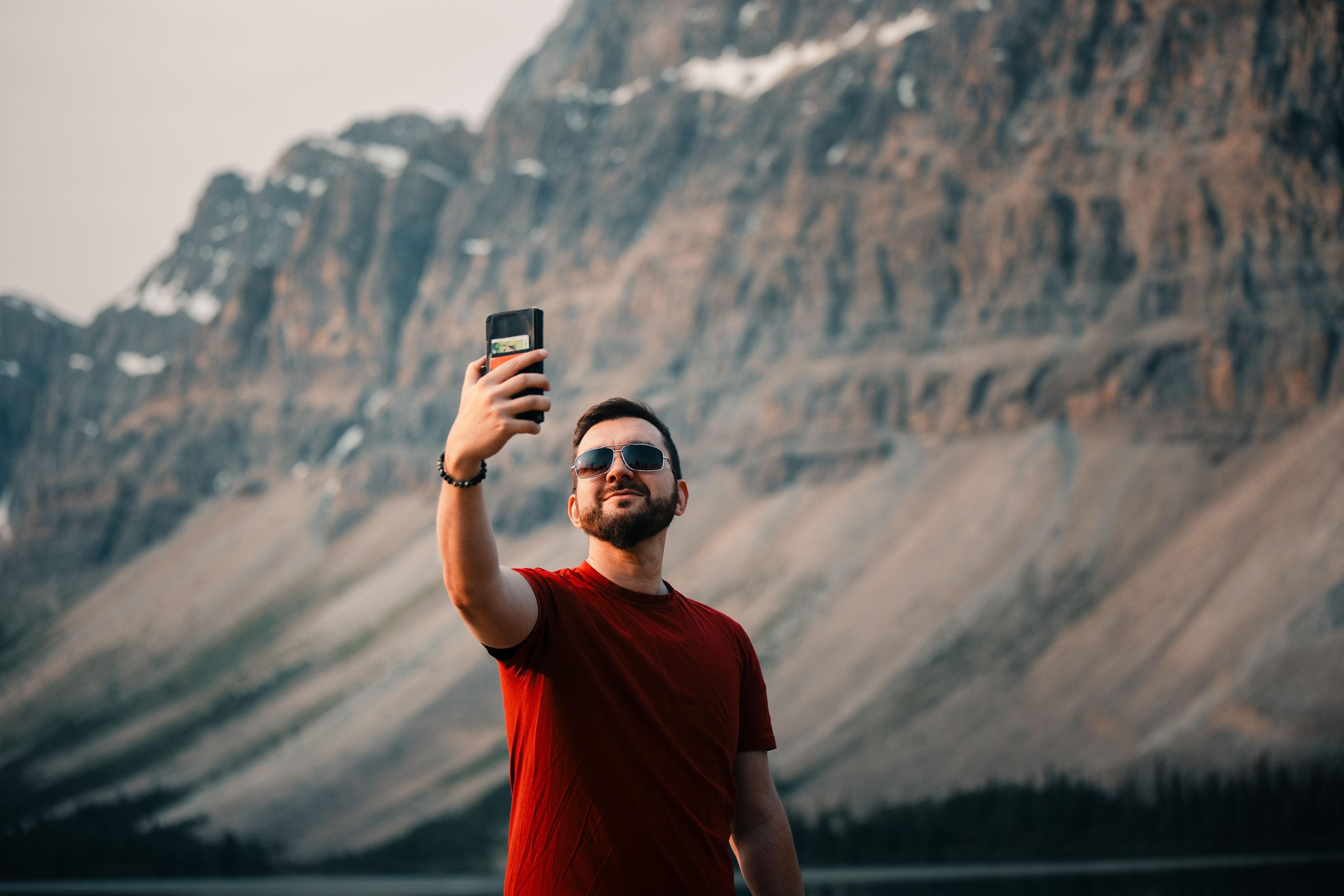 From Banff: Athabasca Glacier & Columbia Icefield Day Trip