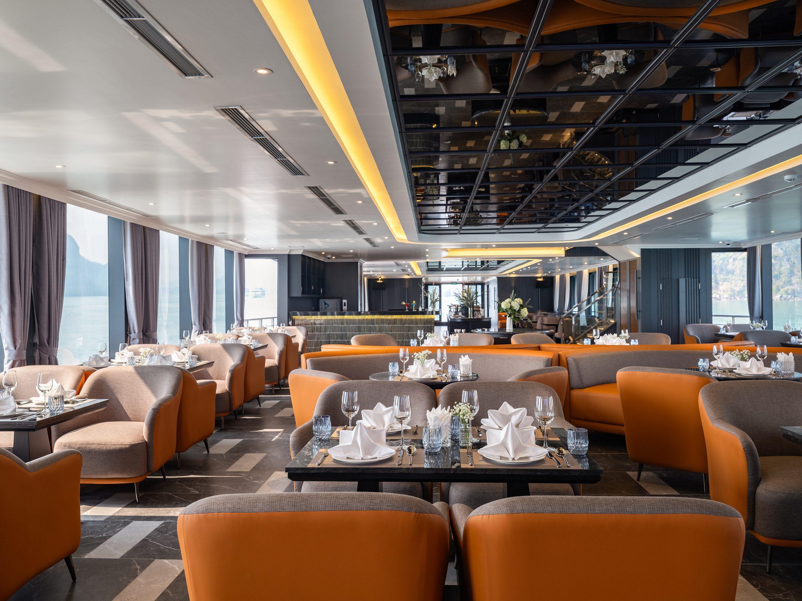 Halong & Lan Ha Bay Luxury Day Cruise with Kayaking, Cave & Cooking Class