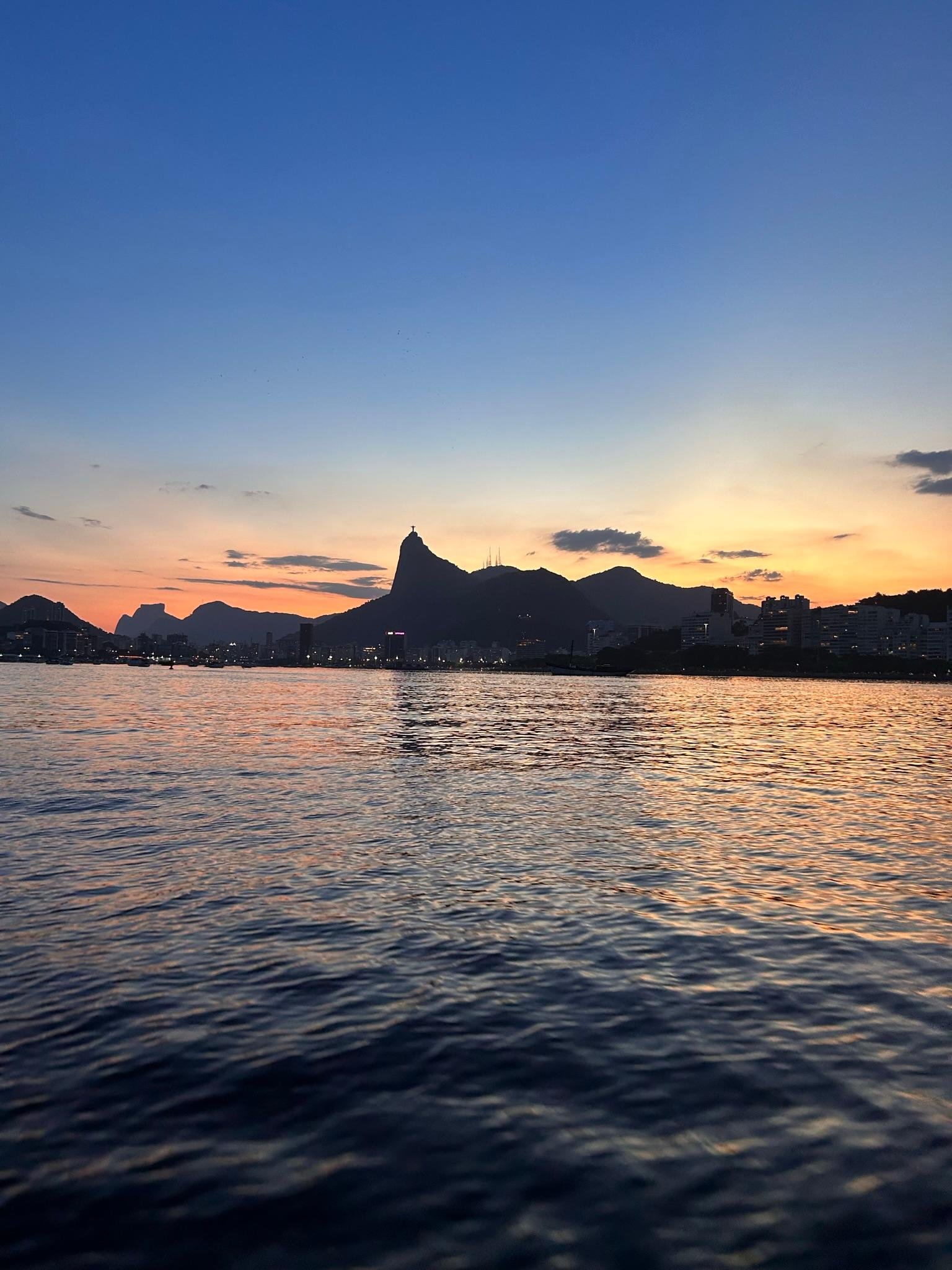 Rio de Janeiro Sunset Speedboat Tour with Beer