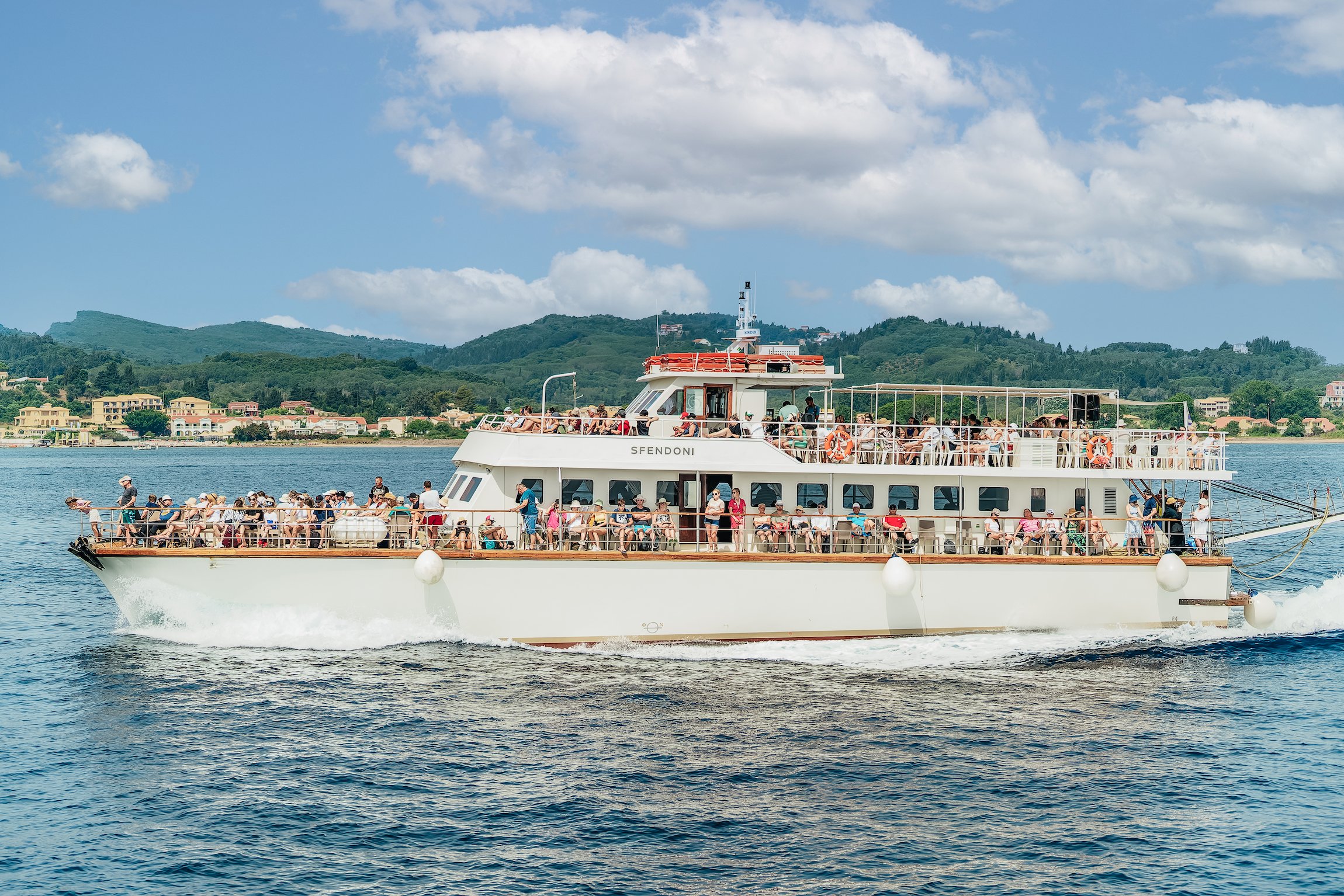 Paxos & Antipaxos Blue Caves Cruise from Corfu
