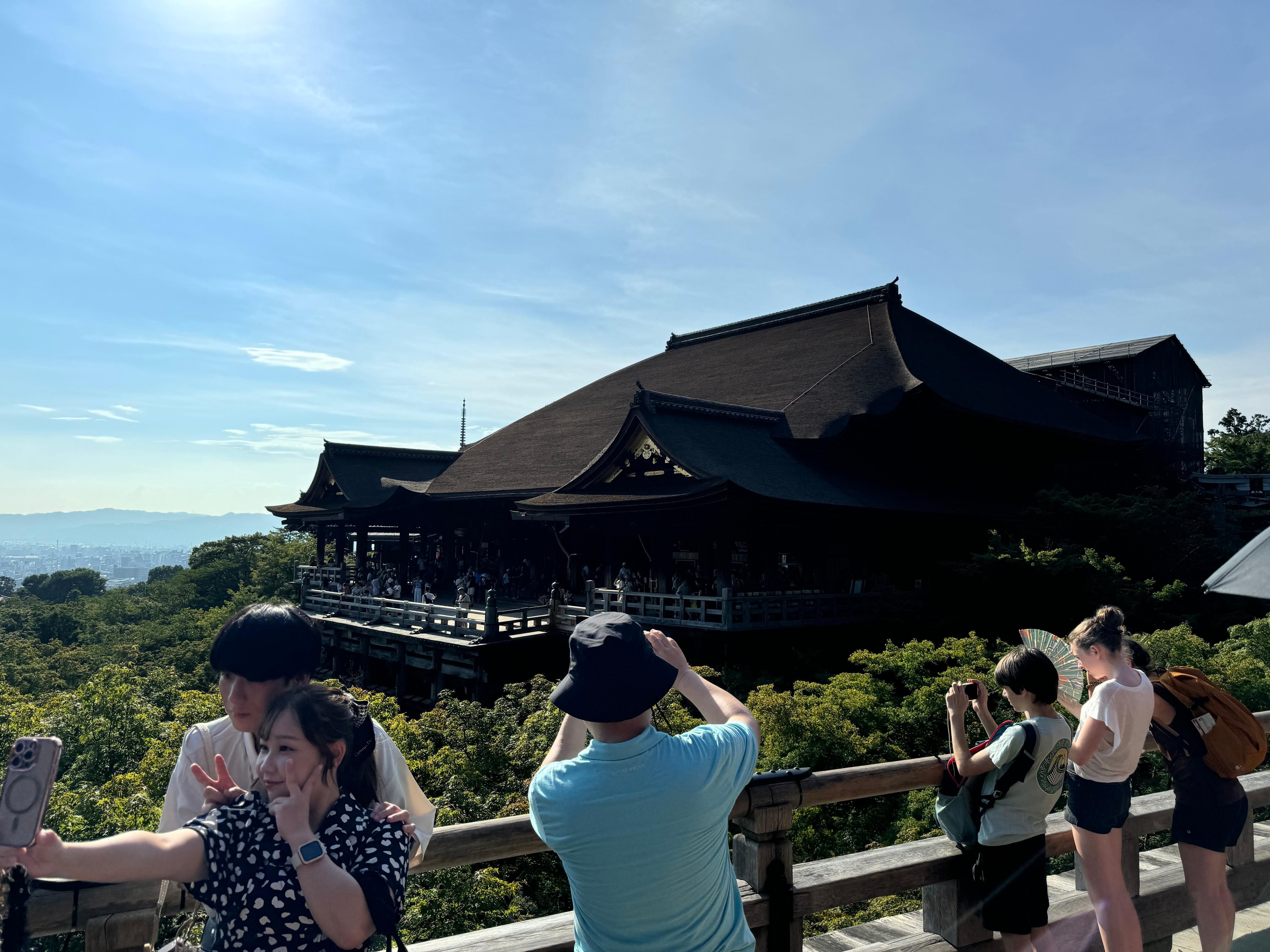 Kyoto Full-Day Highlights Tour: Temples and Historic Districts