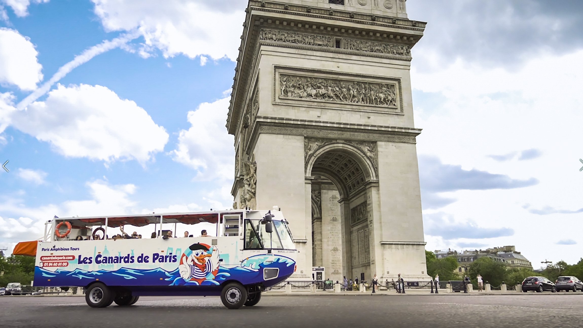 Paris Amphibious Bus: Land & Seine River Adventure