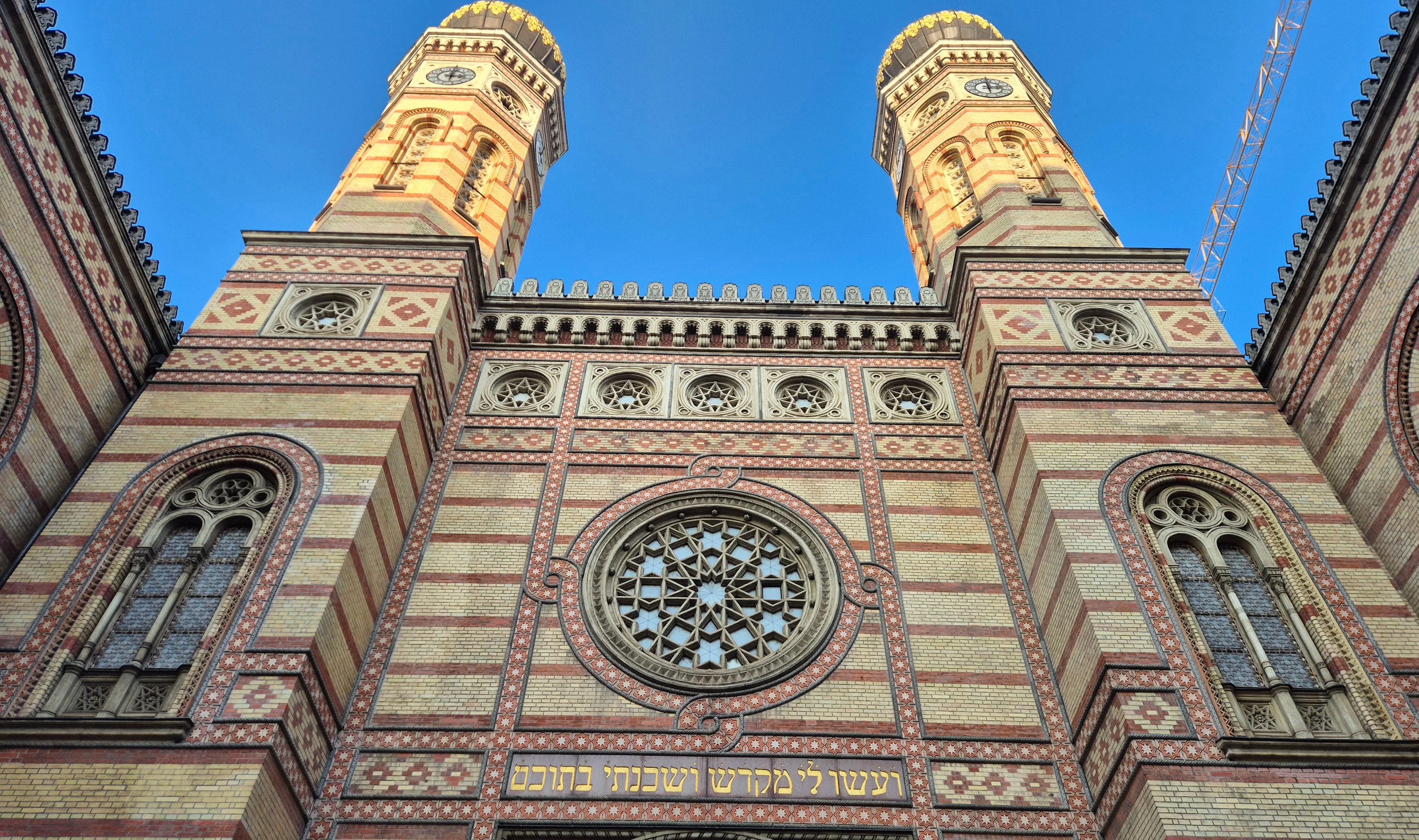 quarter tour in Budapest — photo 2