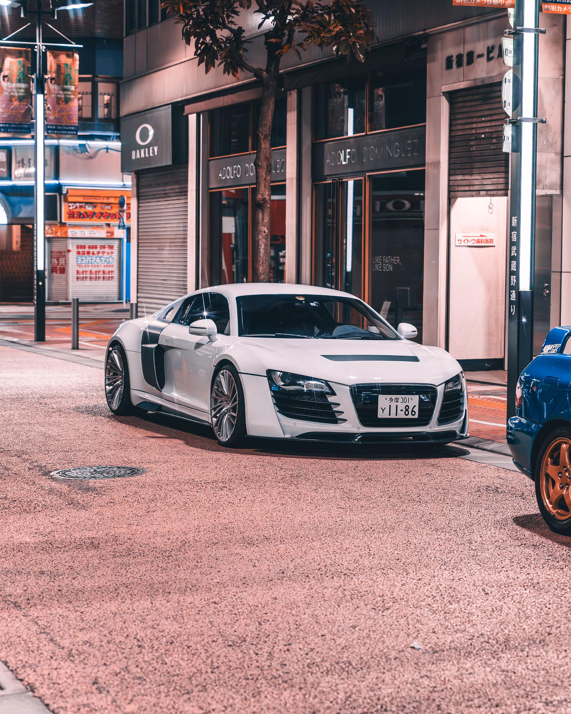 Tokyo: Visit Every Car Meet in Tokyo in a Widebody R35 GTR!