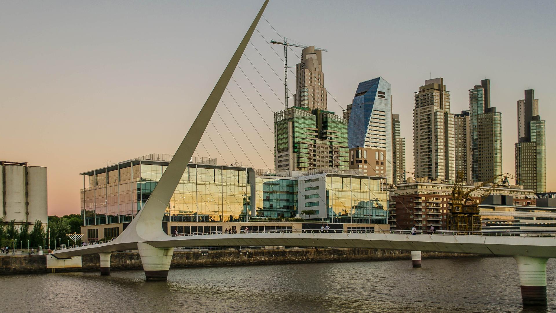 Buenos Aires Premium City Tour with Street Food