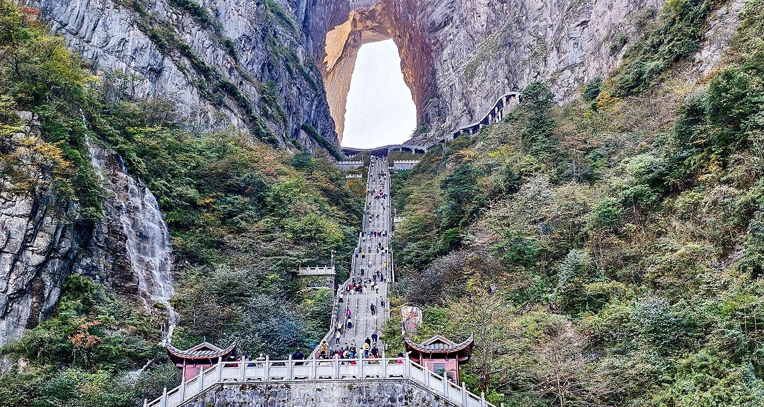 Zhangjiajie 1–2 Day All-Inclusive: Avatar Mountains, Glass Bridge & Tianmen