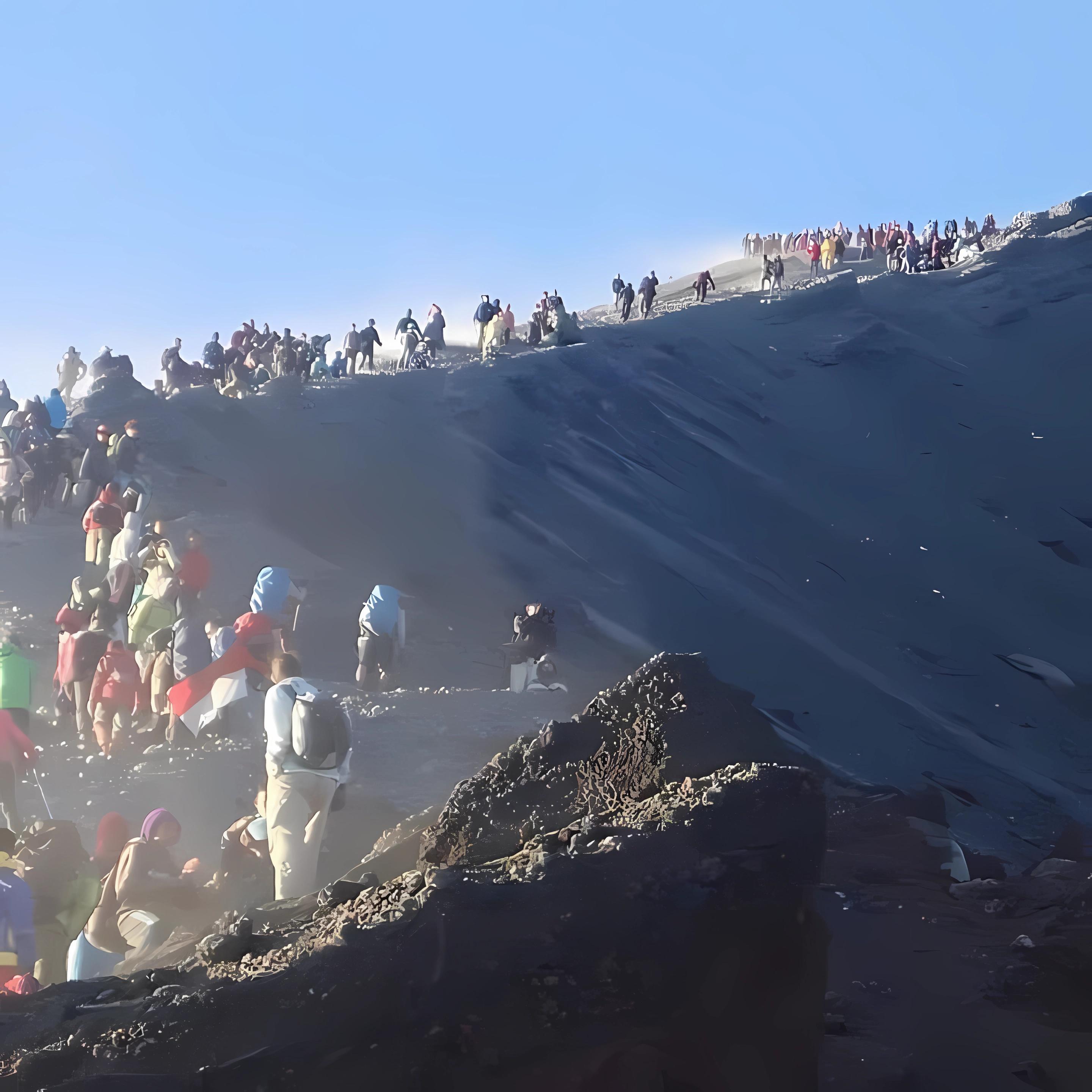 Mount Rinjani Summit Trek – 2-Day Adventure