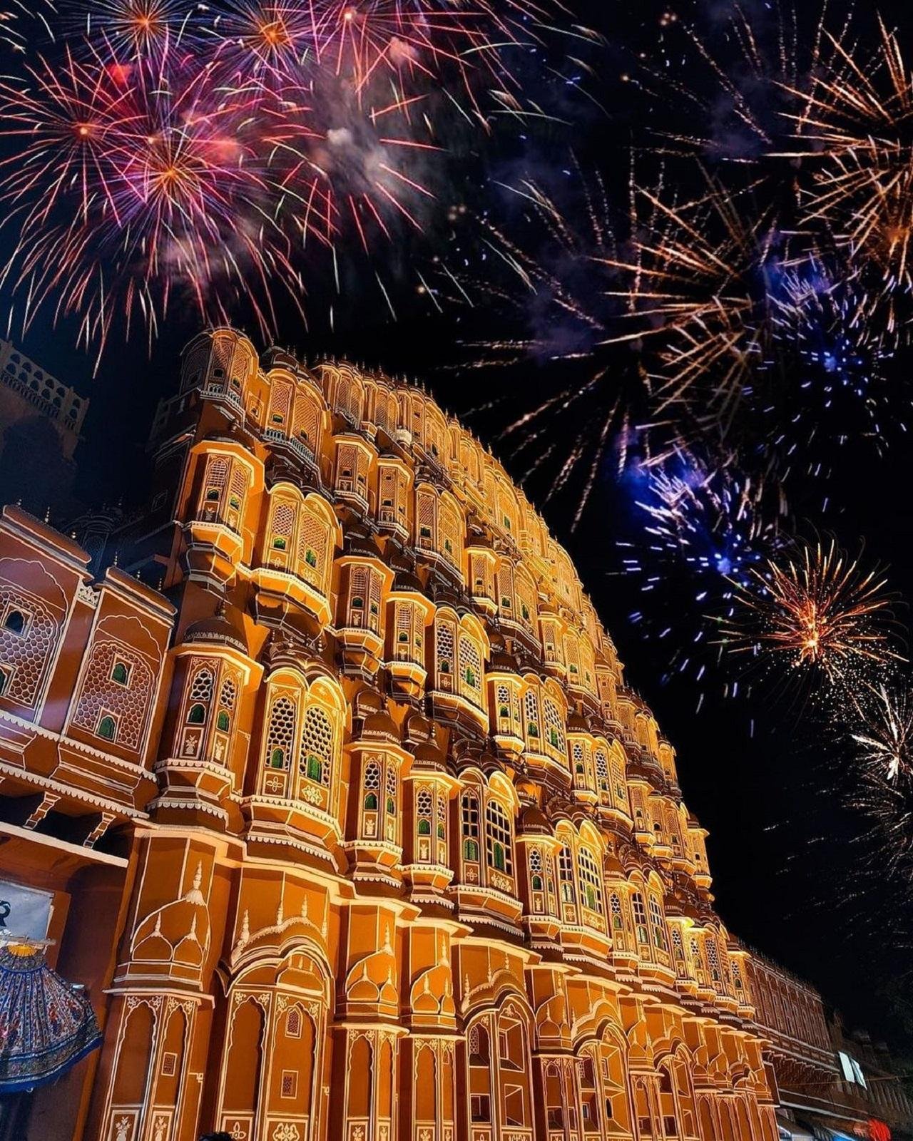 Jaipur After Dark: Private Open-Air Jeep Safari