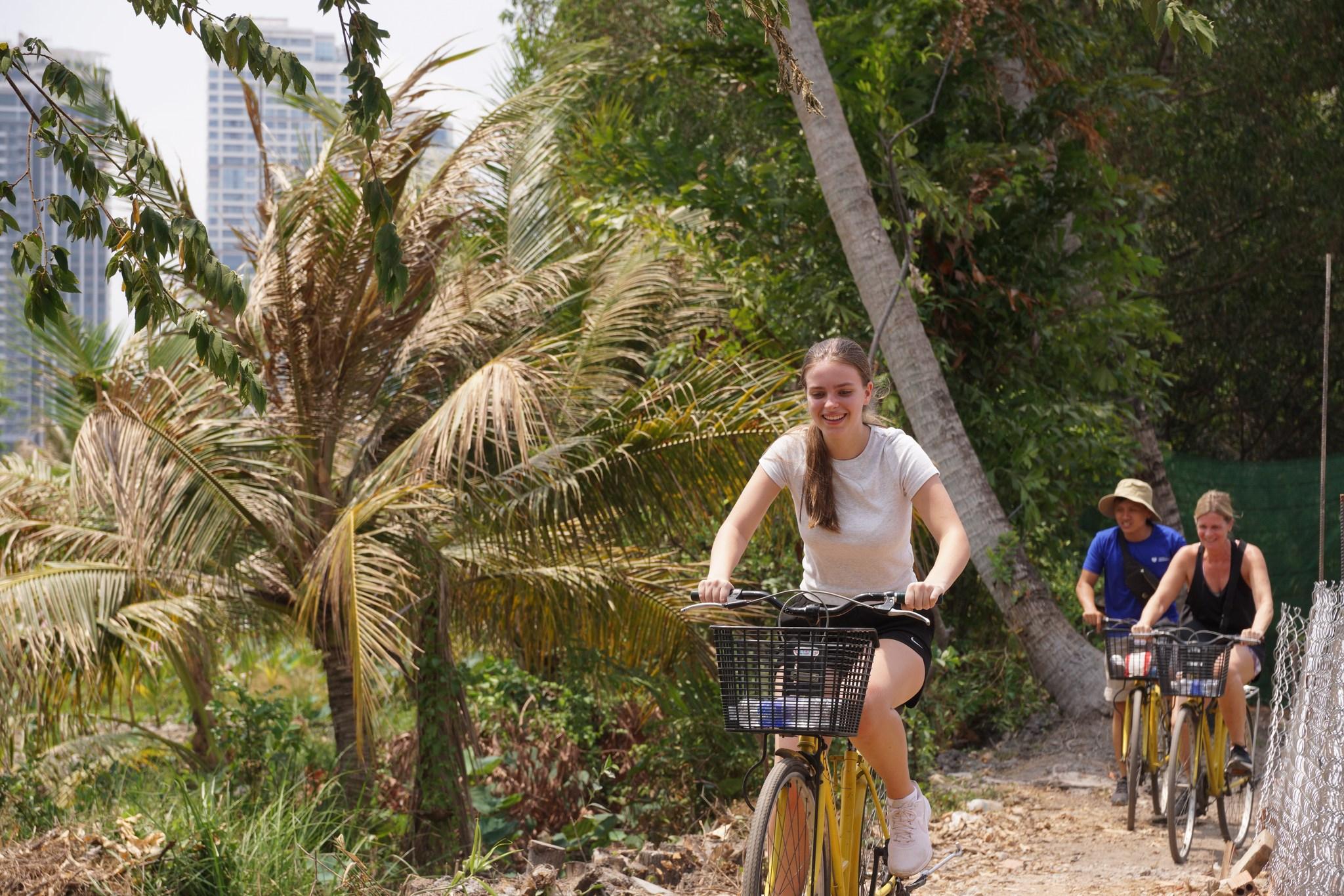 Saigon Secret Mekong: Half-Day Cycling Adventure on Thanh Da Island