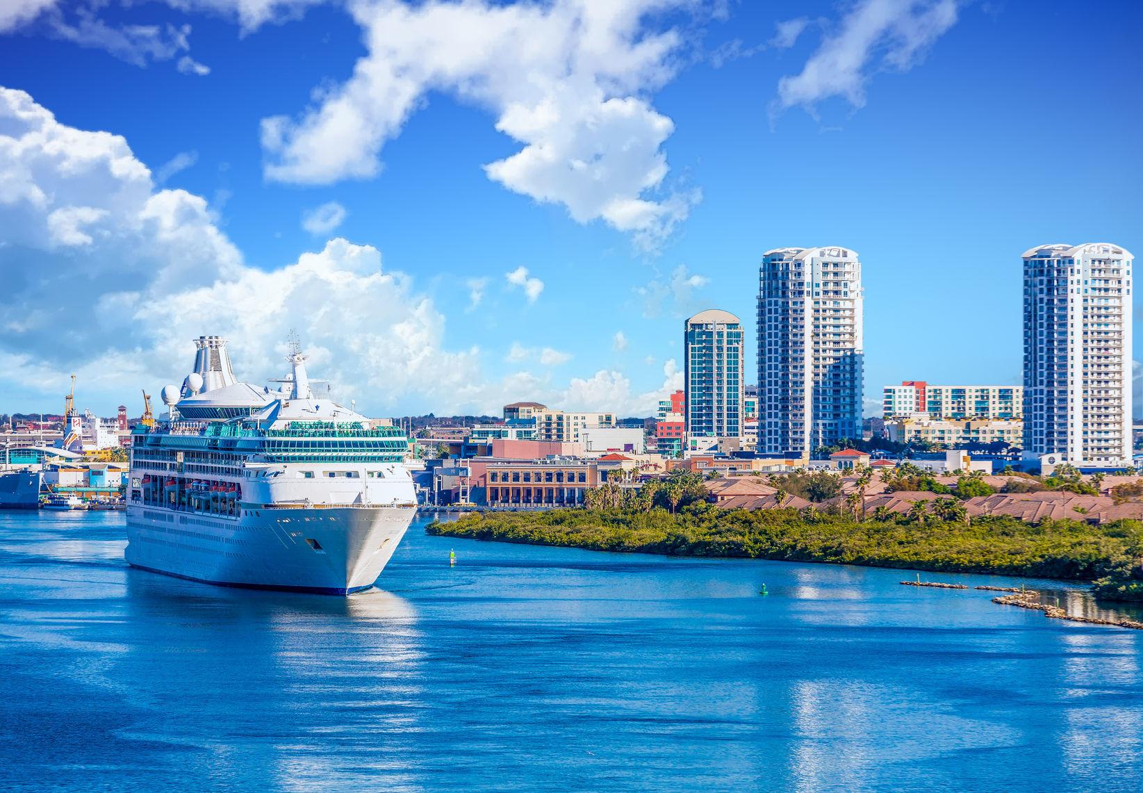 Private Haneda Airport Transfer to Yokohama Port