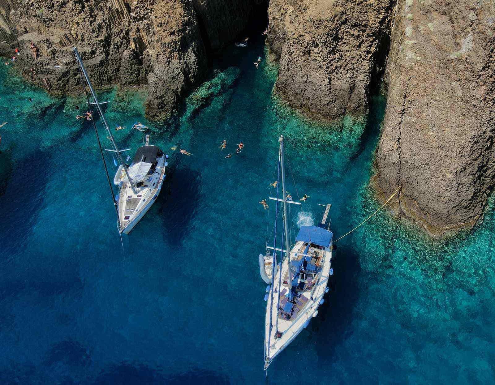 Milos Semi-Private Sailing Tour to Kleftiko, All-Inclusive