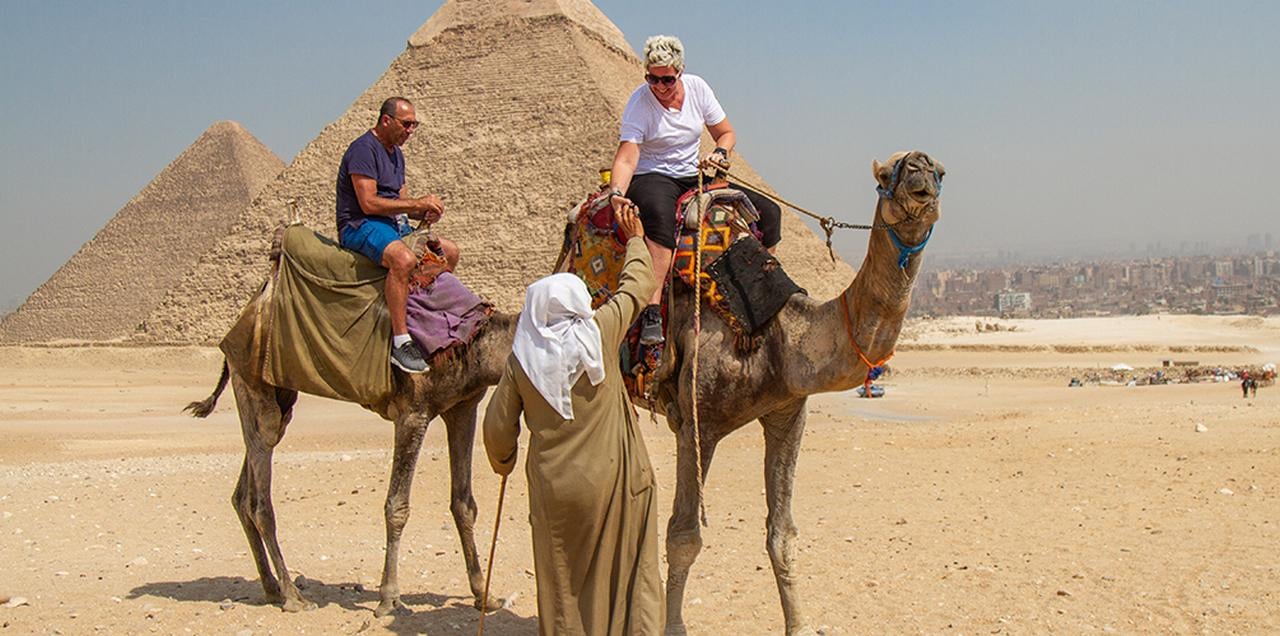Cairo Day Trip from Sharm El Sheikh: Pyramids, Sphinx & Egyptian Museum