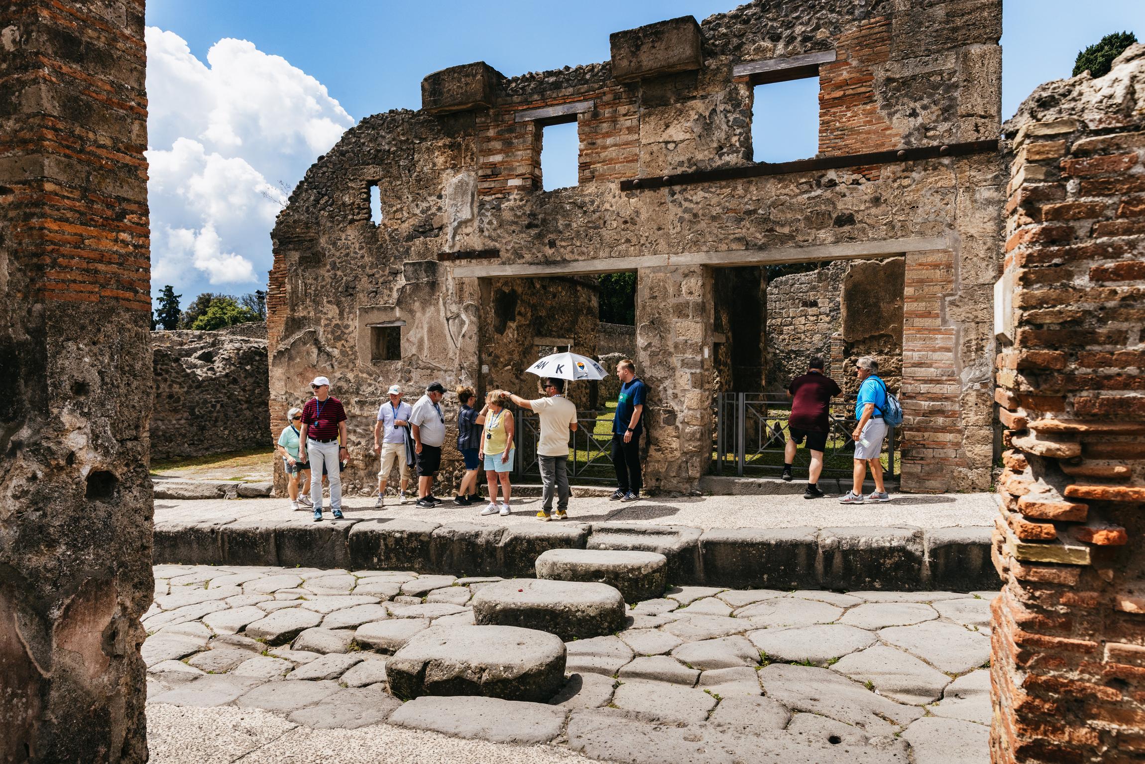 Pompeii & Sorrento Day Trip from Rome