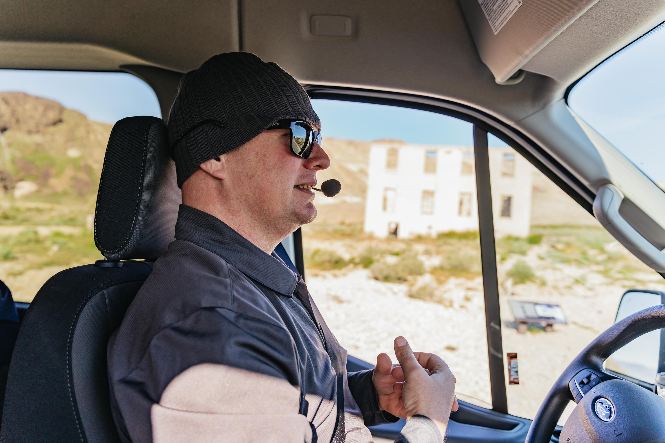 Death Valley national park tour from Las Vegas — Badwater Basin salt flats, Zabriskie Point badlands and Mesquite sand dunes — image 6