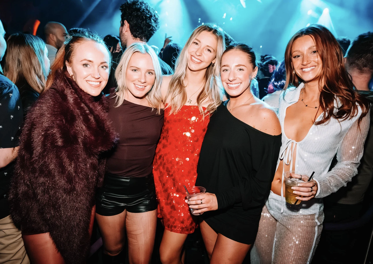 Benidorm Nightlife Crawl: 3 Bars & VIP Club Entry