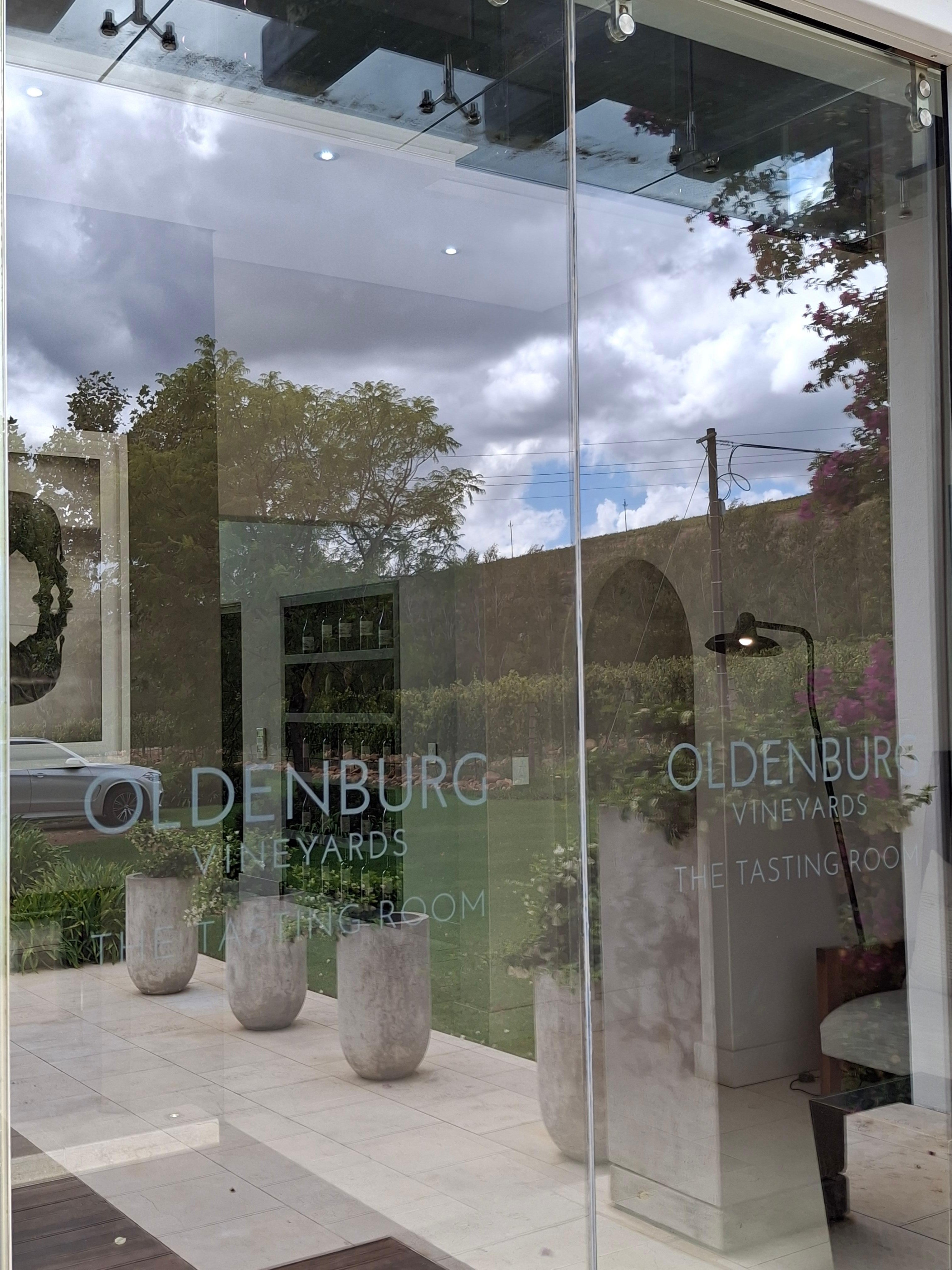 Private Cape Winelands Day Tour with Lunch