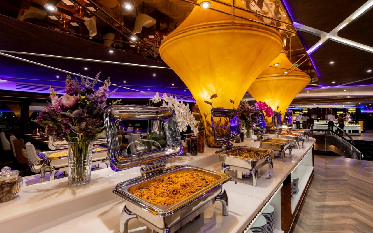 Bangkok Luxury Chao Phraya River Dinner Cruise