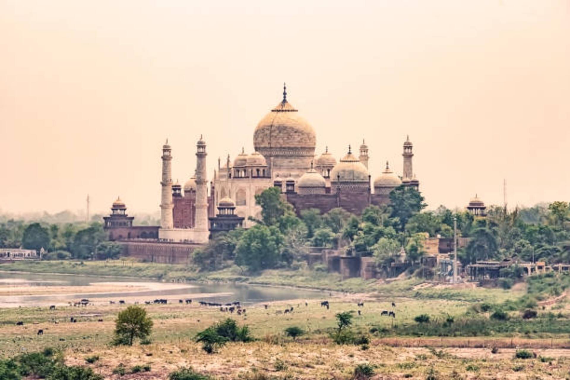 Agra Heritage Express: Agra Fort, Baby Taj & Mehtab Bagh