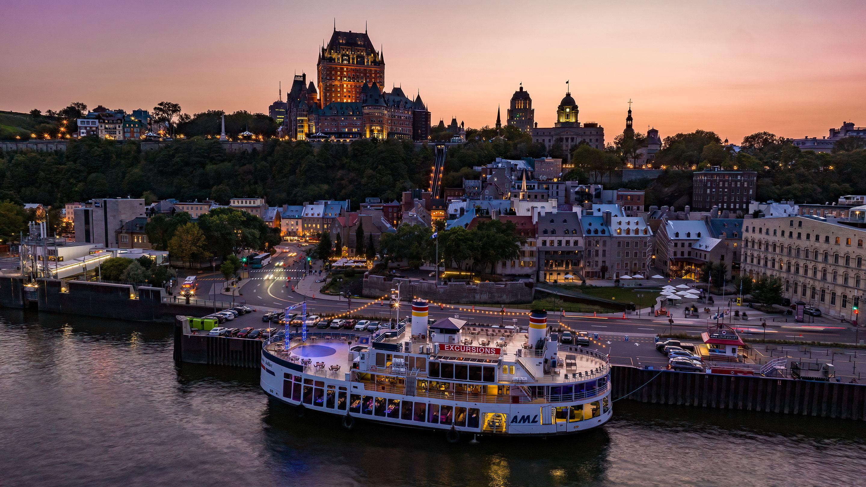 Evening River Cruise with Live DJ