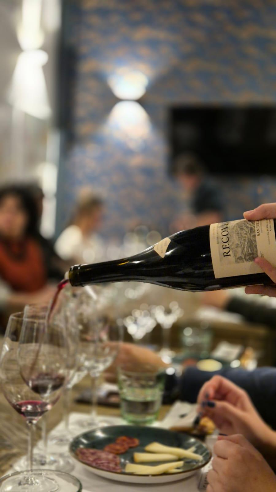 Bilbao Wine Tasting: Txakoli & Rioja with Expert Sommelier