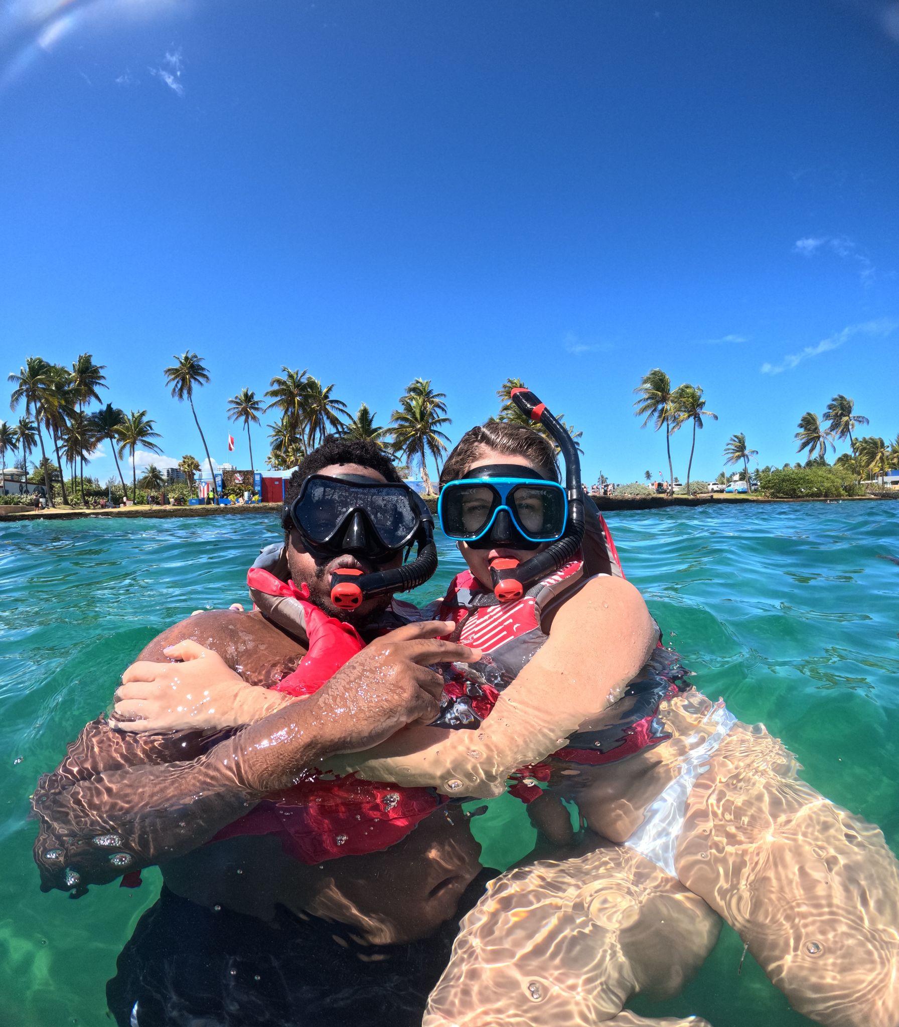San Juan Shore Snorkeling with Turtles & Free Videos