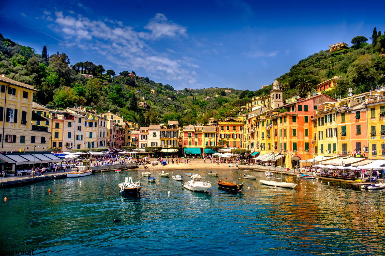 Portofino & Baia di Paraggi Half-Day Trip from Genoa (Spanish-Guided)