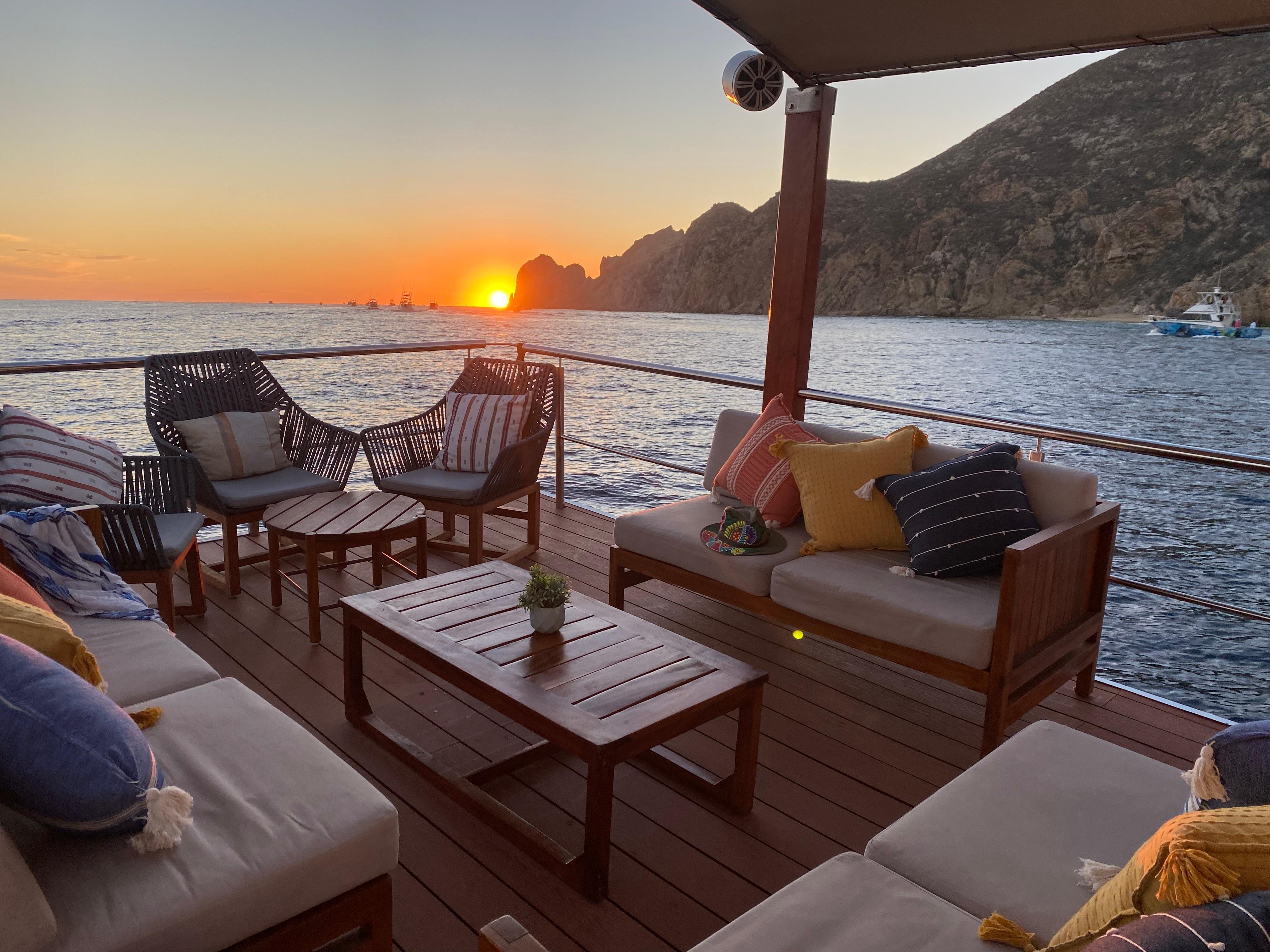 Cabo Private Catamaran: The Arch, Sea Lions & Snorkel for Groups up to 12
