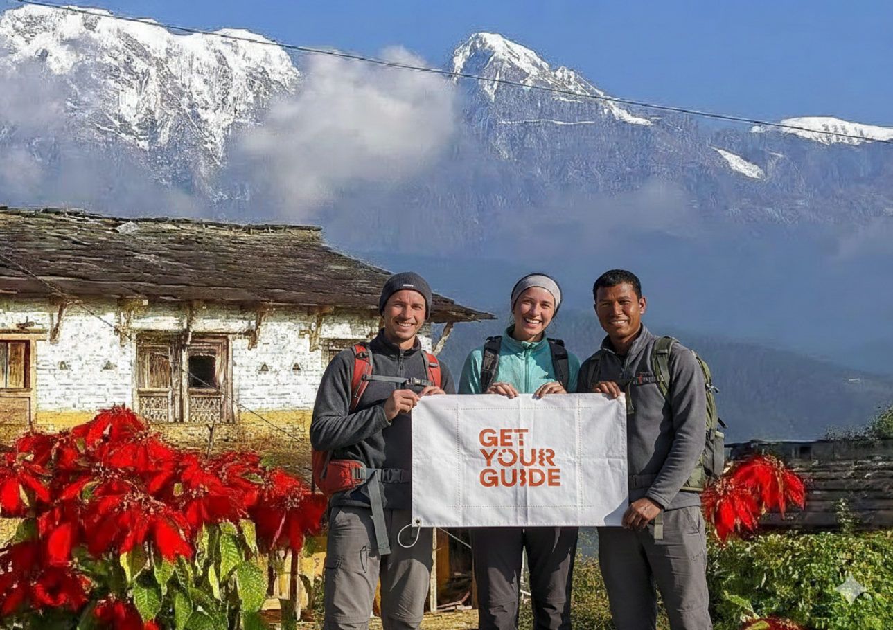 Pokhara: Annapurna Foothills Private Day Hike with Transfers
