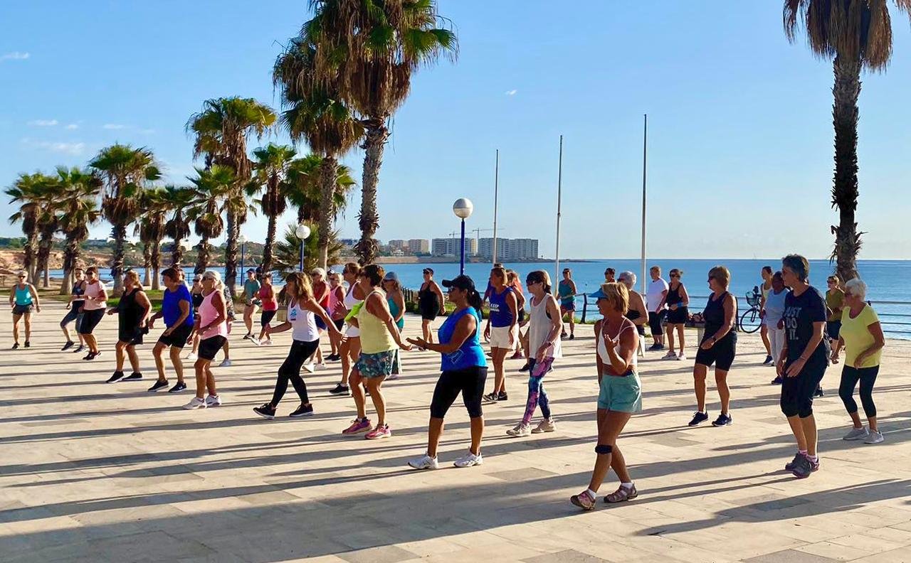 Beachfront DanceFit Workout in Valencia