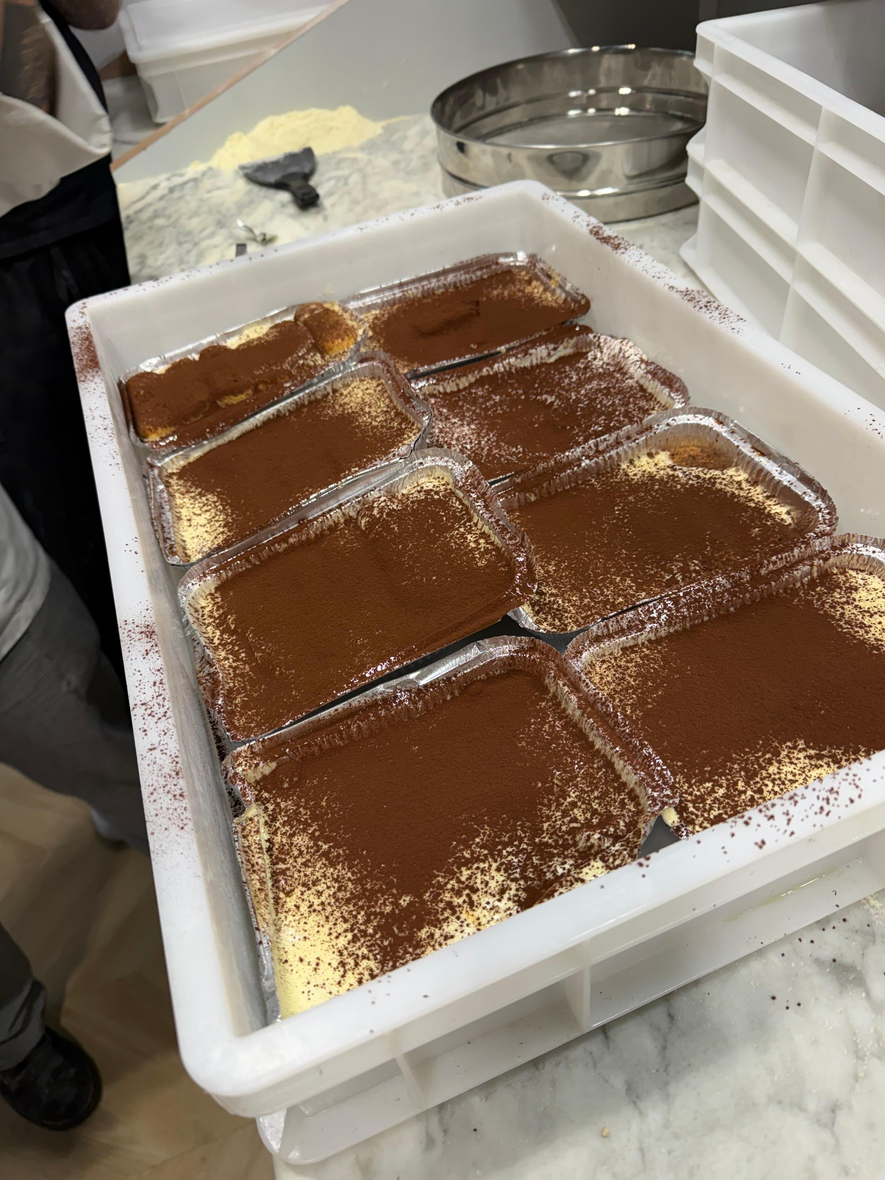 Neapolitan Pizza and Tiramisu Hands-On Cooking Class in Naples