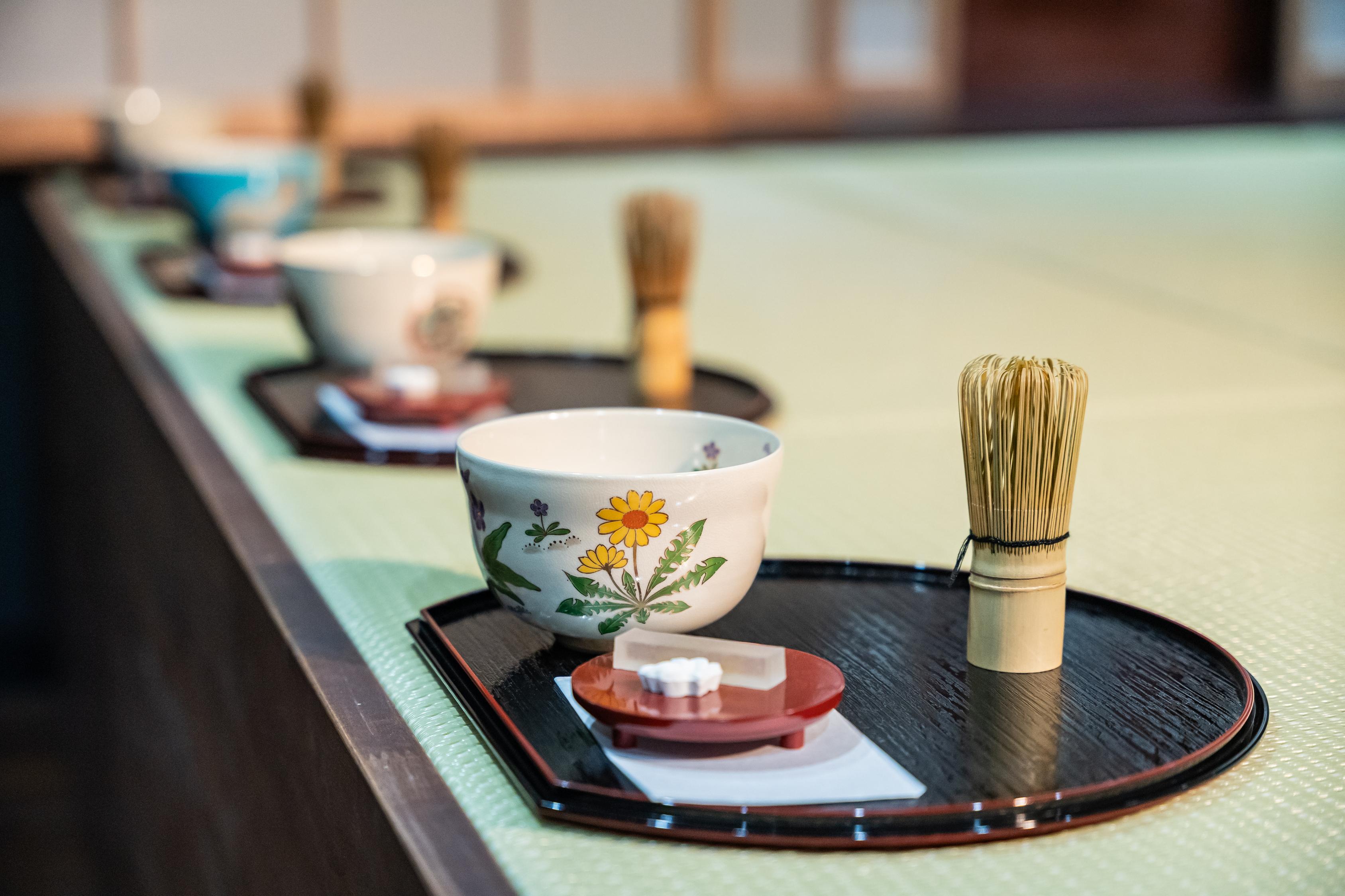 Traditionell teceremoni i Gion med matcha & lokala sötsaker