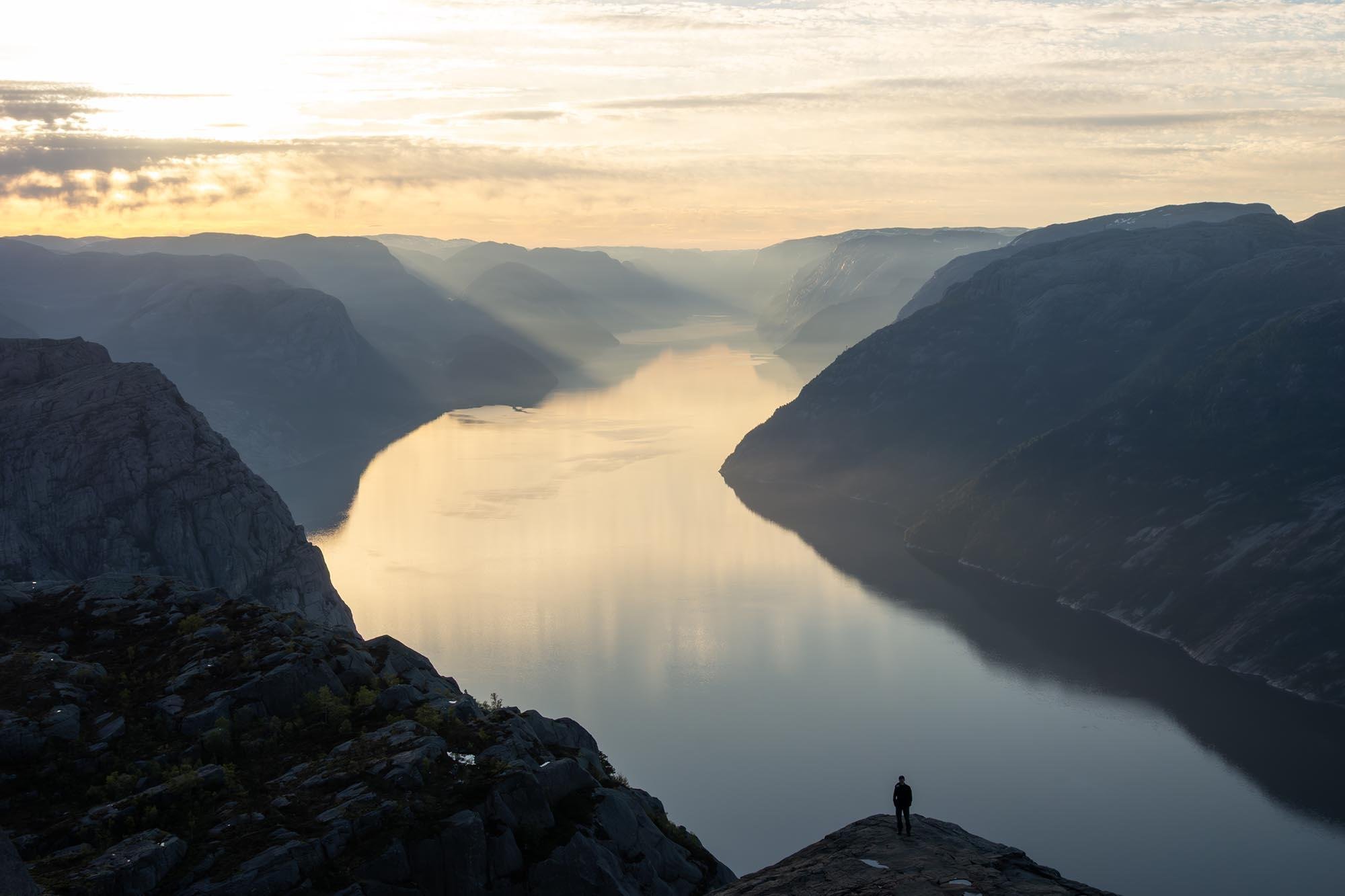 Preikestolen Sunrise Hike with Breakfast