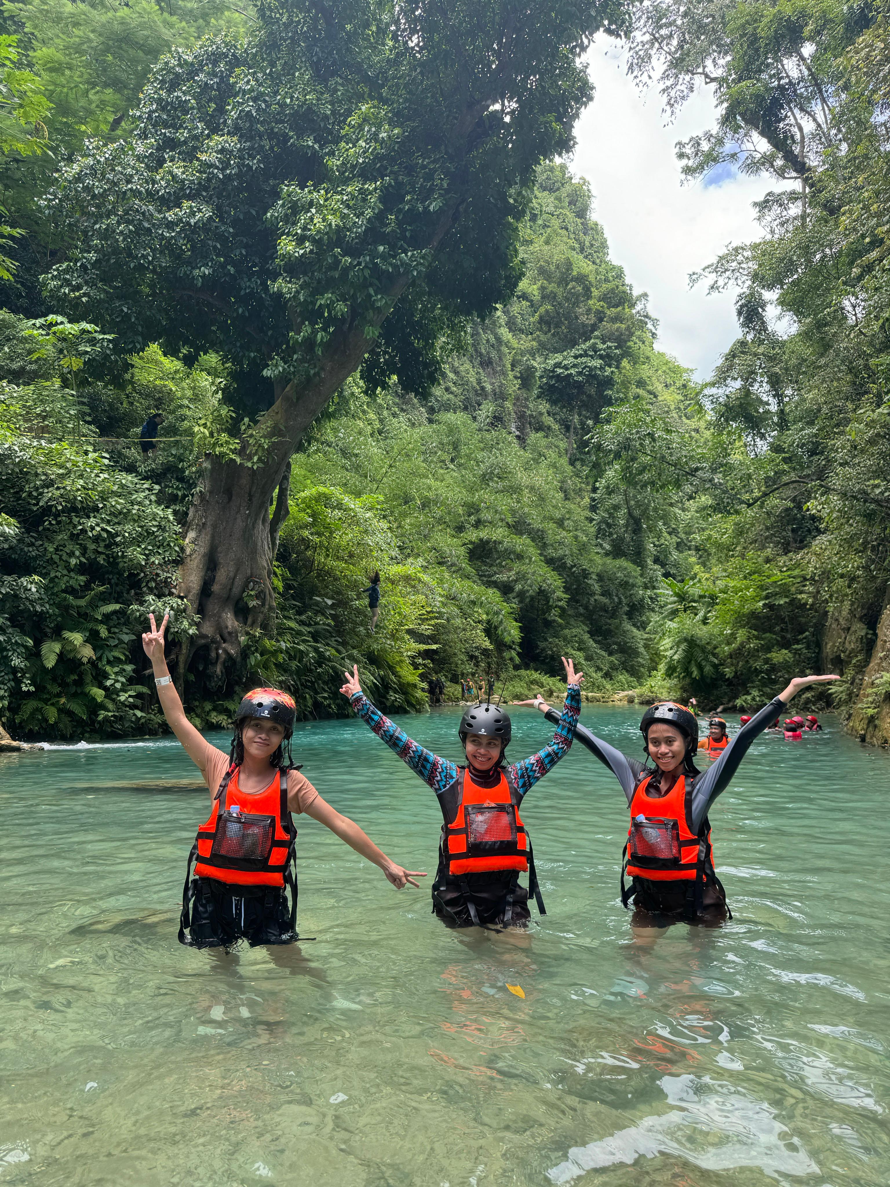 Cebu: Whale Shark Swim & Kawasan Falls Canyoneering Day Tour