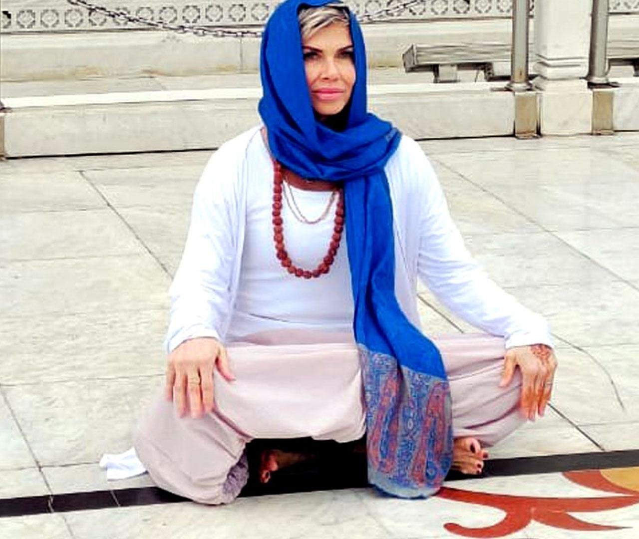 Mathura & Vrindavan Spiritual Day Trip from Delhi or Agra