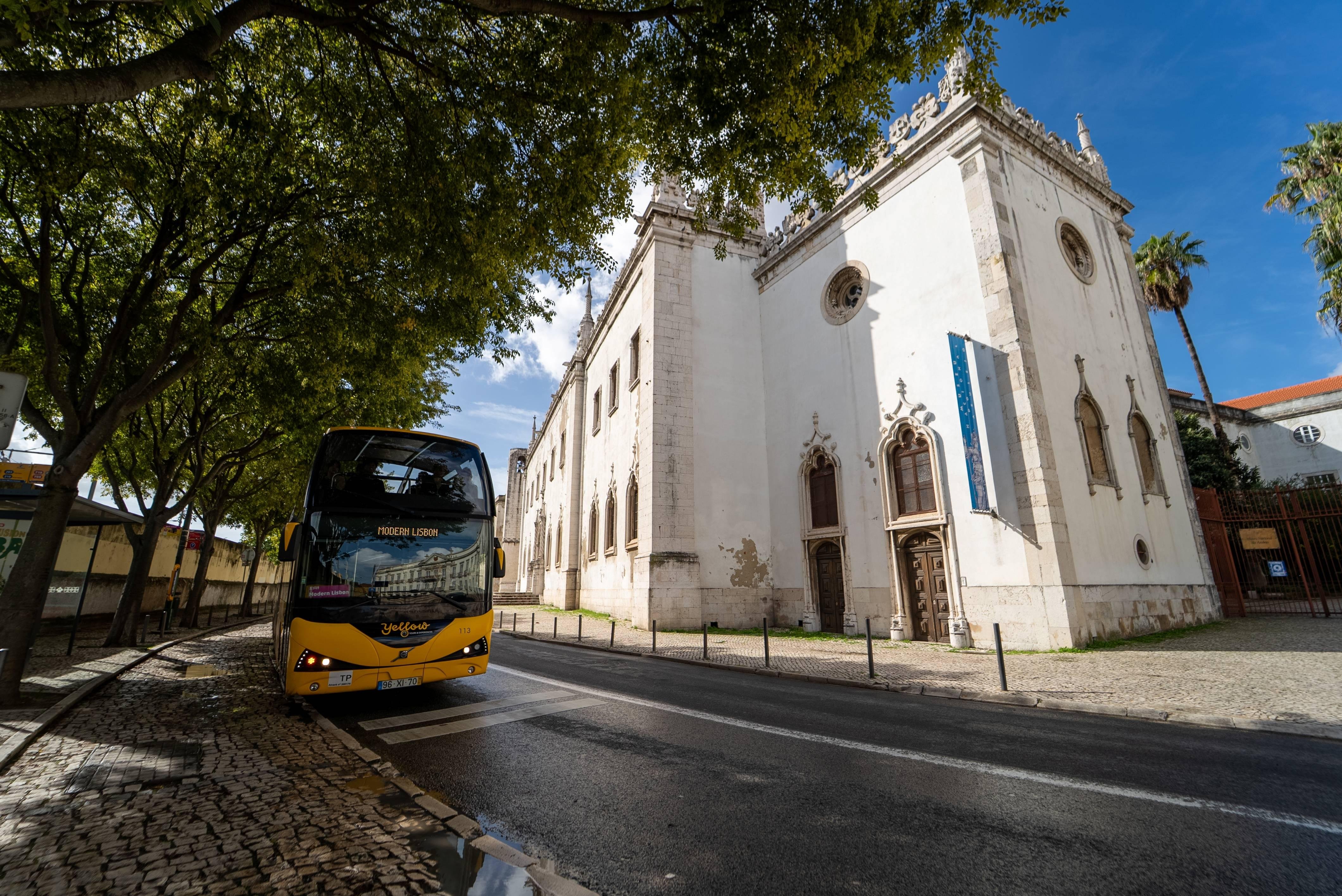 Lisbon 72/96-Hour Hop-On Hop-Off Bus, Tram & Boat Pass